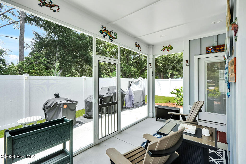 458 Raven Glen Drive Property Photo 31