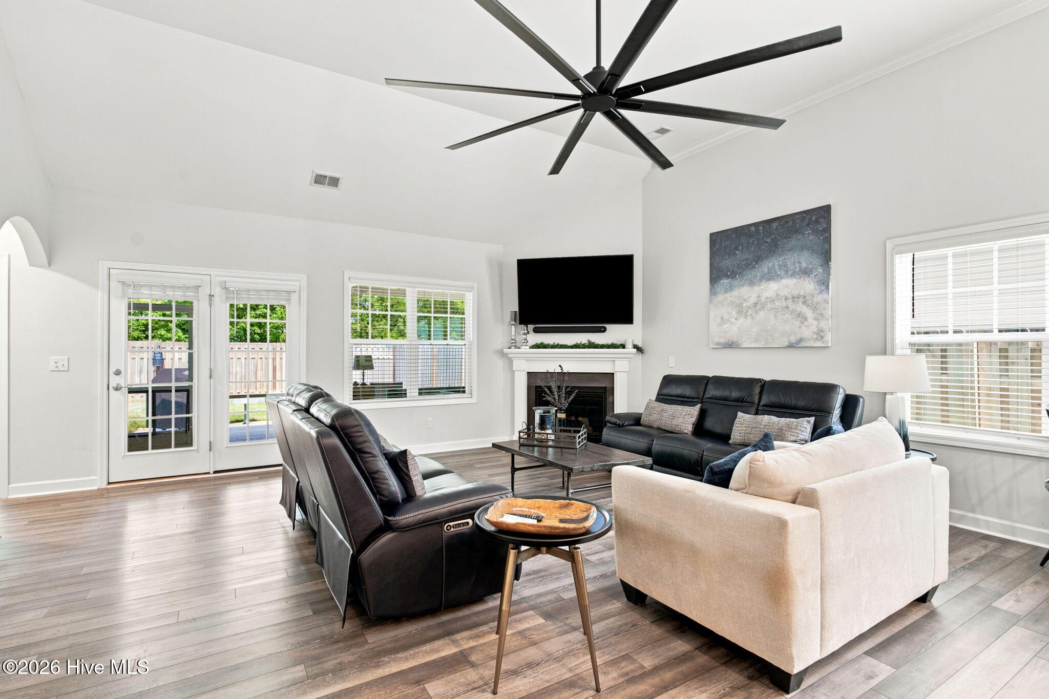 6036 Meadowgrove Loop Property Photo 15