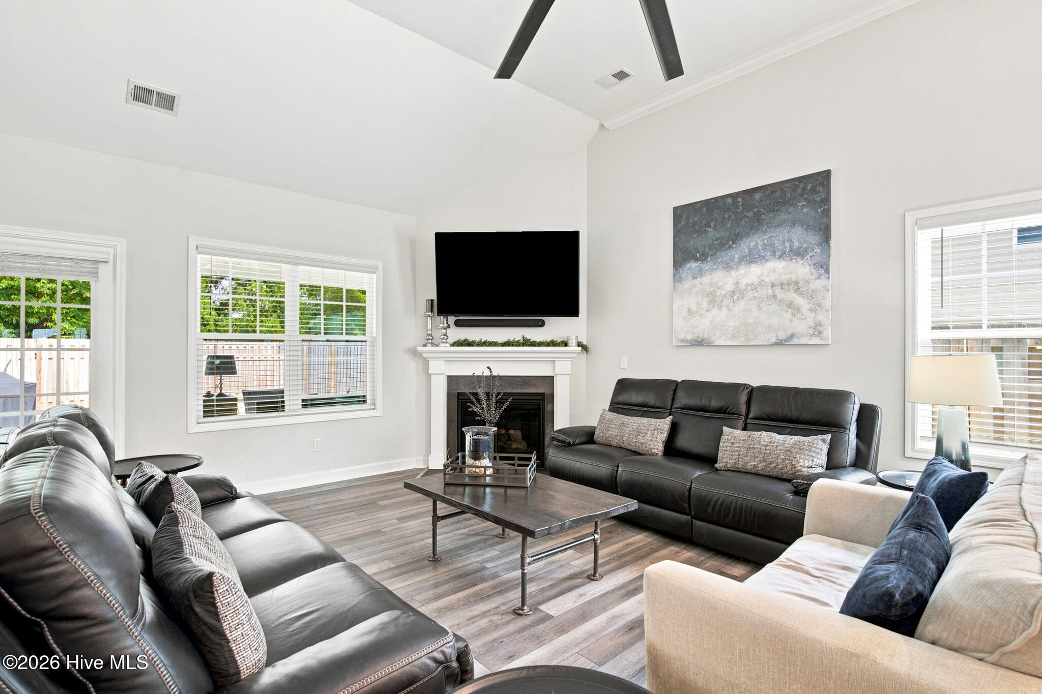 6036 Meadowgrove Loop Property Photo 16
