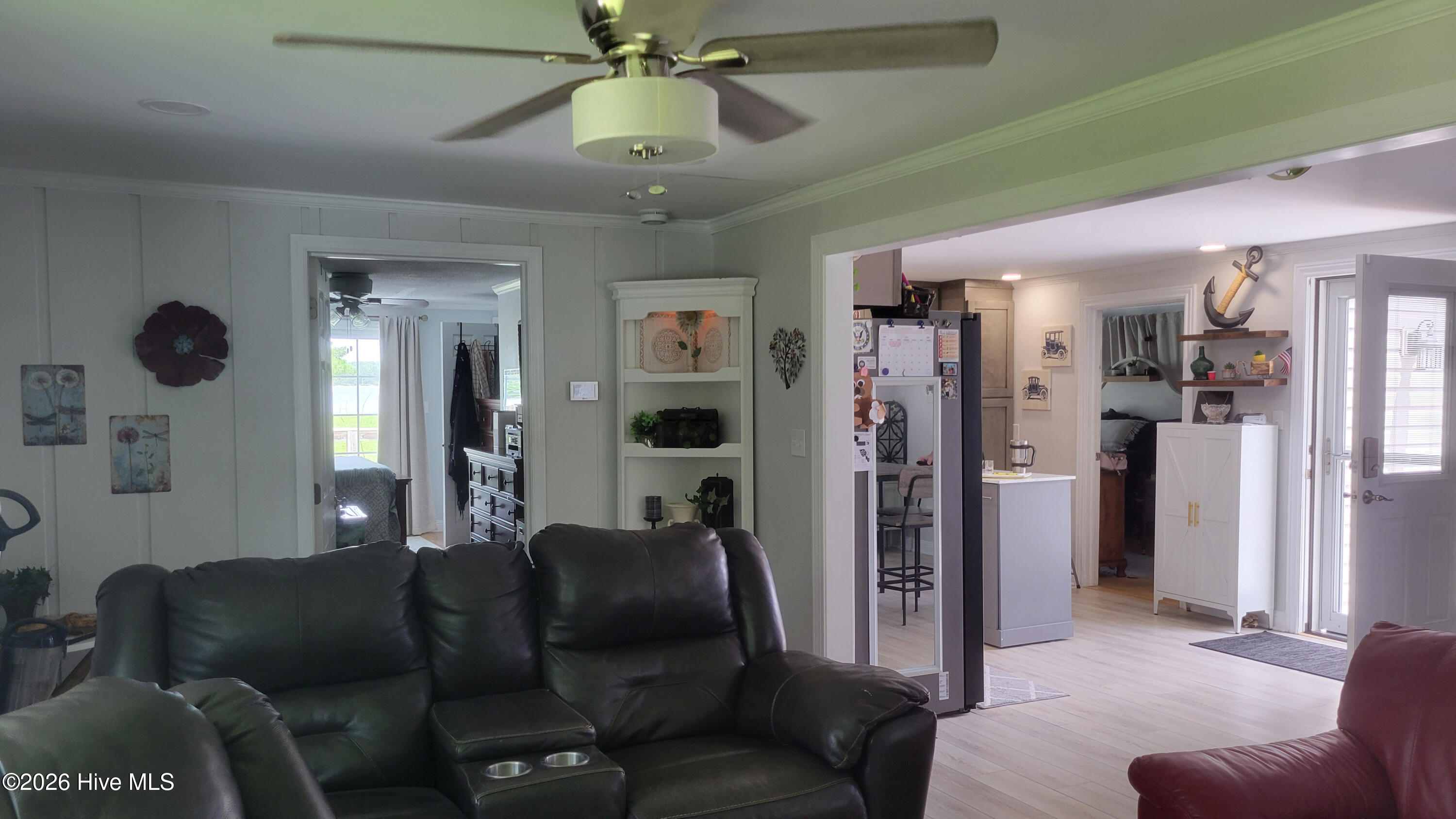 174 S River Drive Property Photo 8