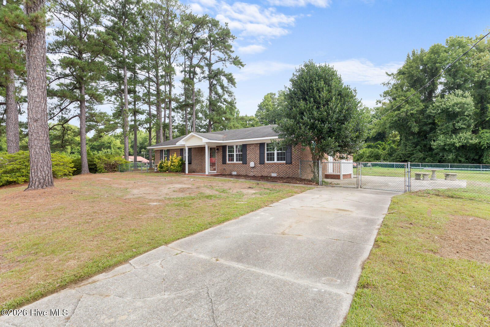 104 Howell Drive Property Photo 1