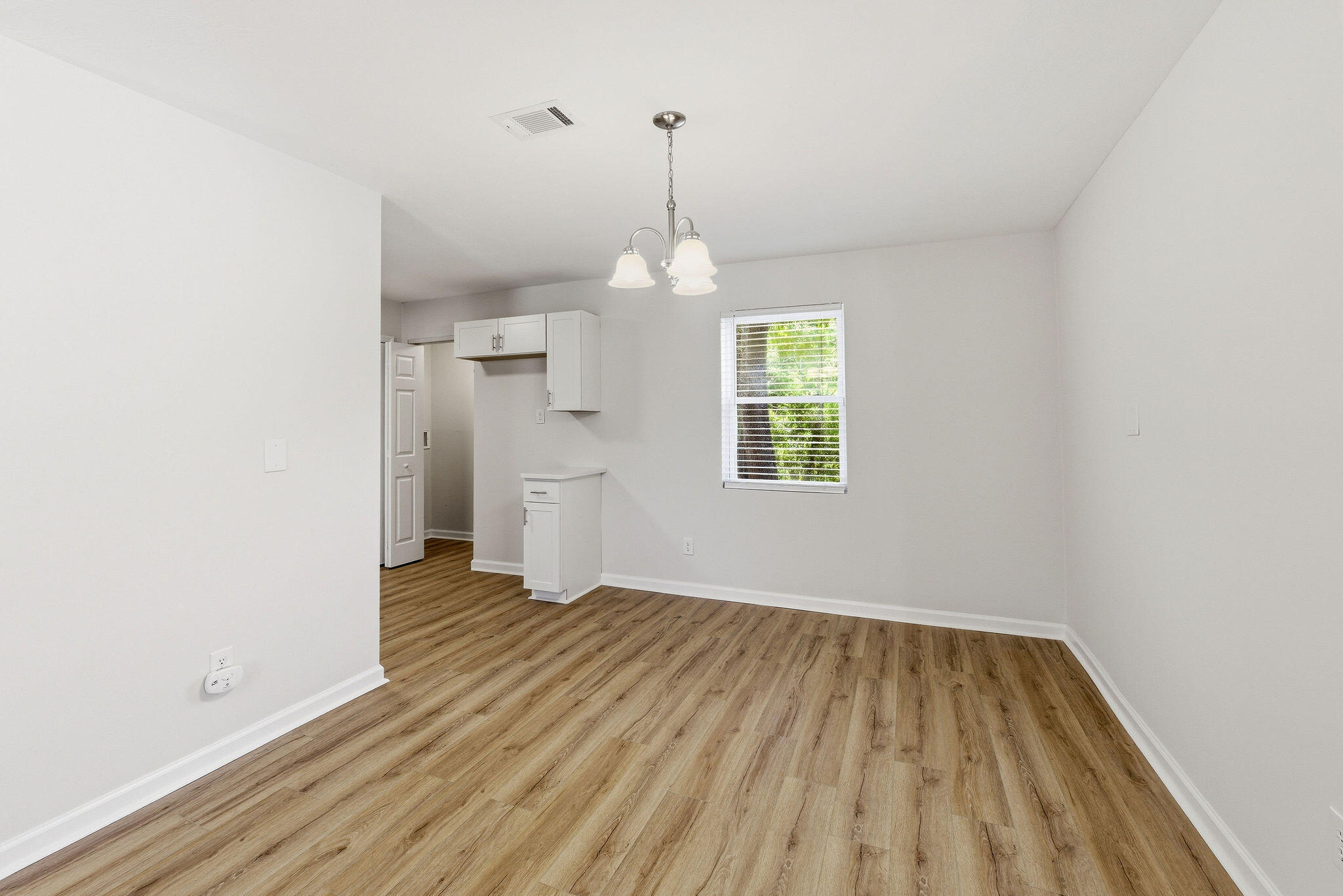 3624 Zurich Road Property Photo 7