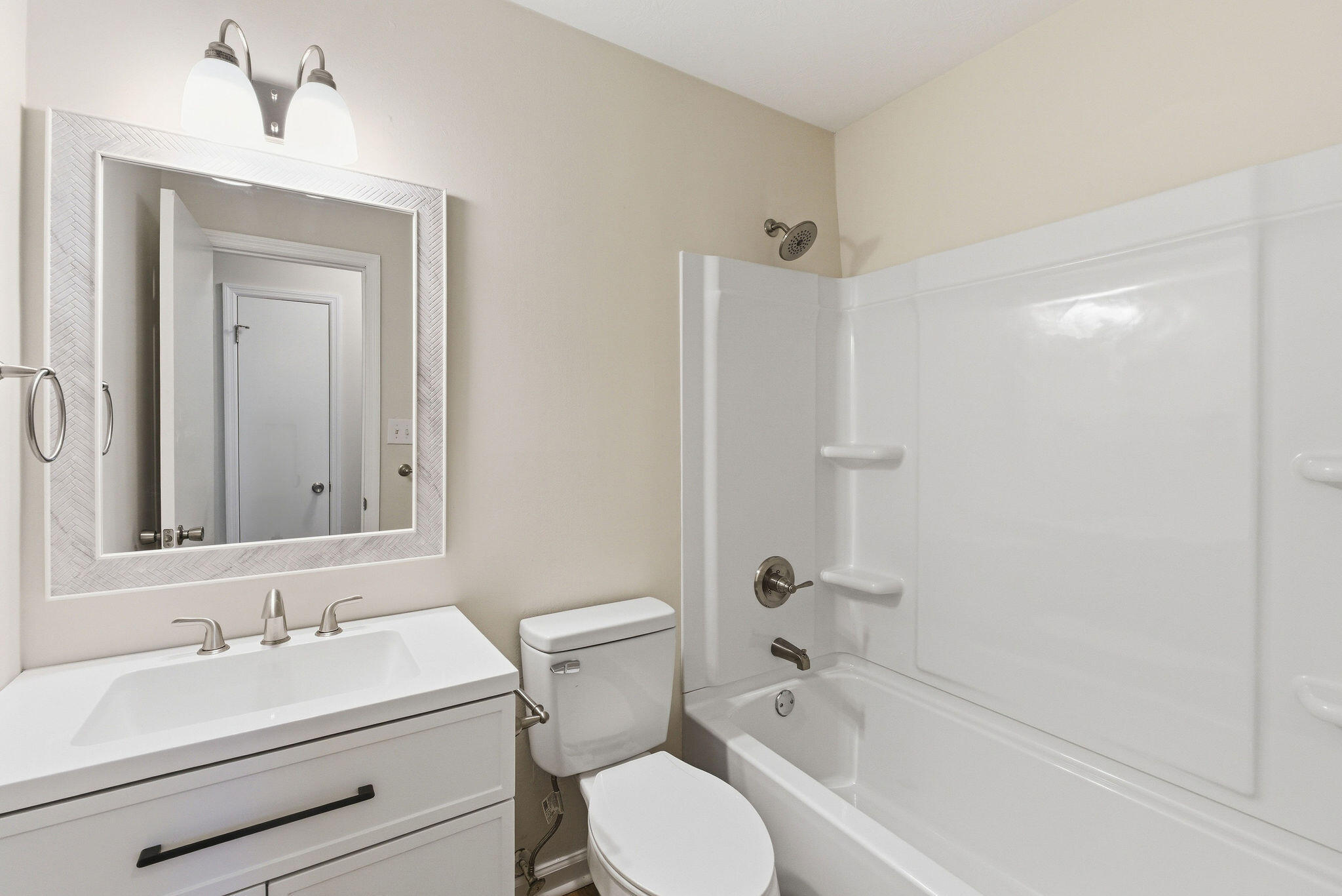 3624 Zurich Road Property Photo 19
