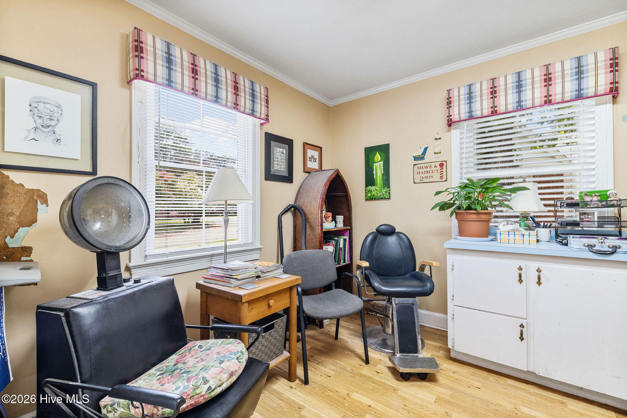1309 E Ash Street Property Photo 8