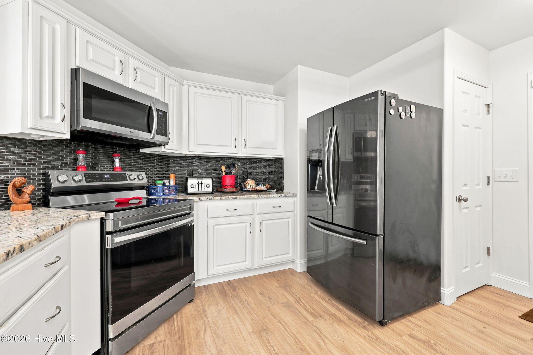 902 Meadowbrook S Unit 902 Property Photo 12