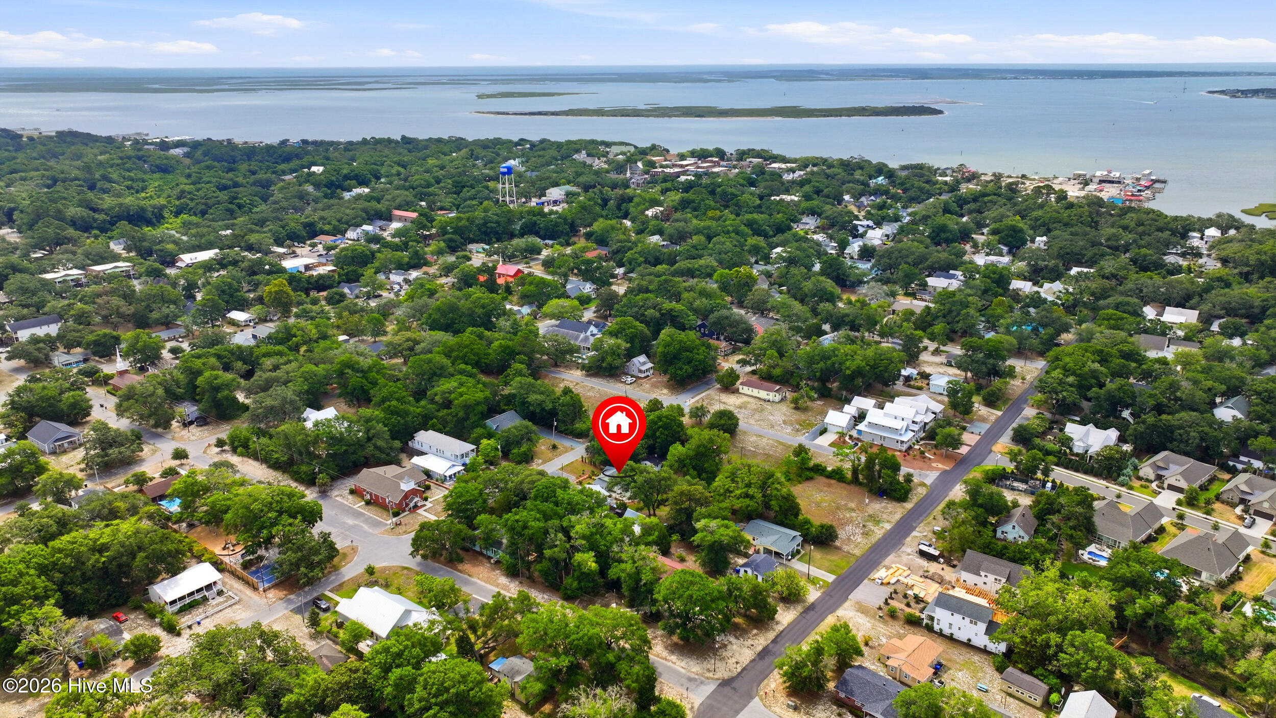 609 Clarendon Avenue Property Photo 42