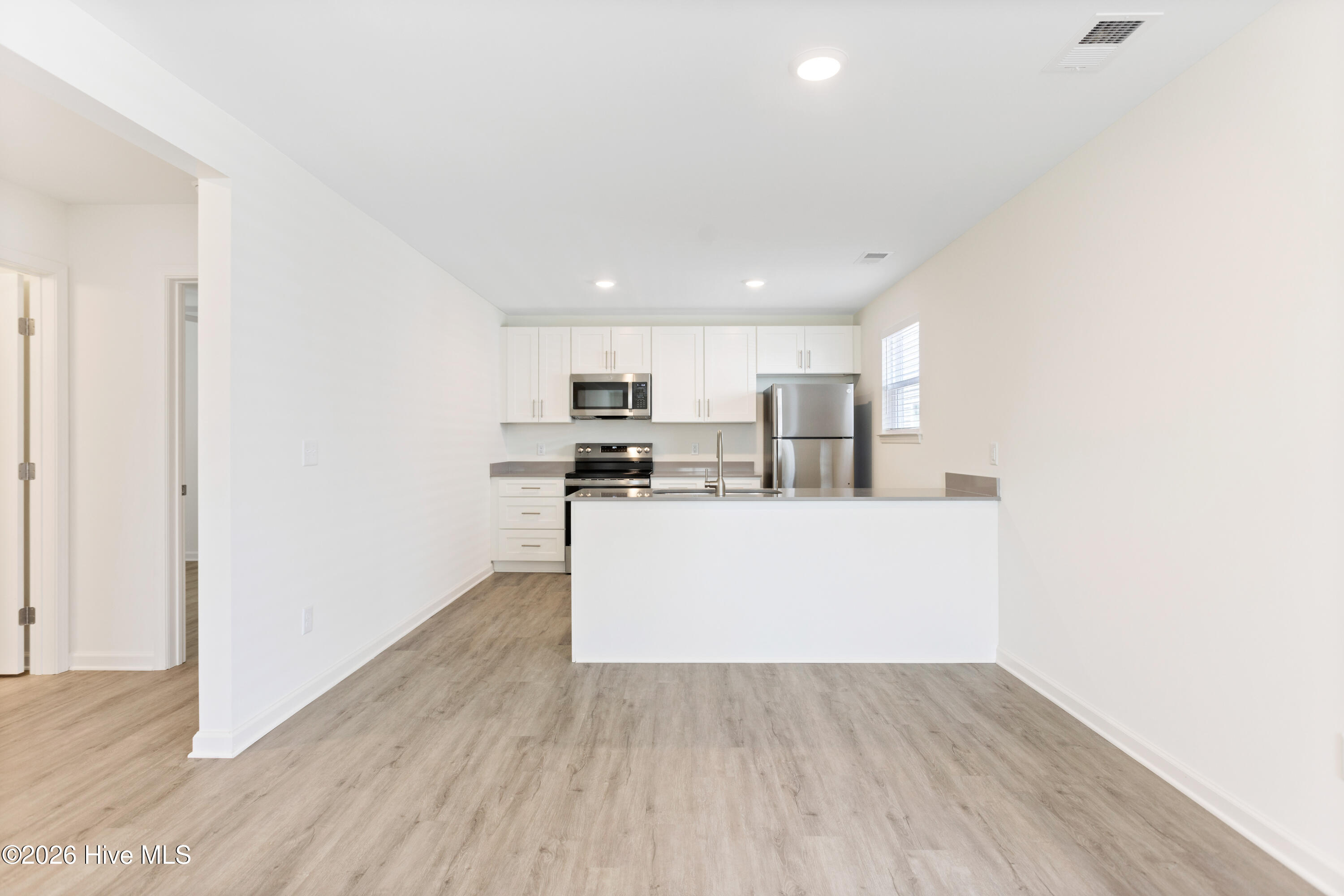 718 Taylor Street A Property Photo 5