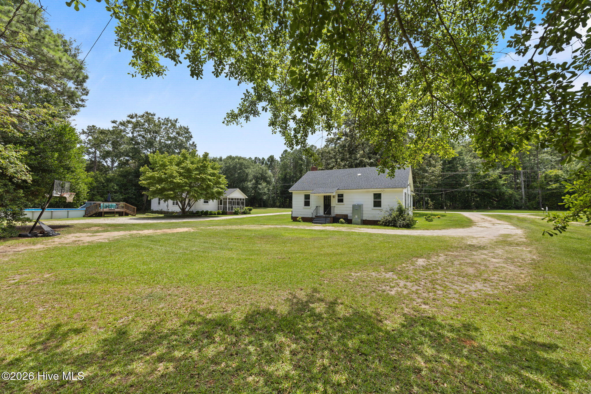 420 E Wise Street Property Photo 36