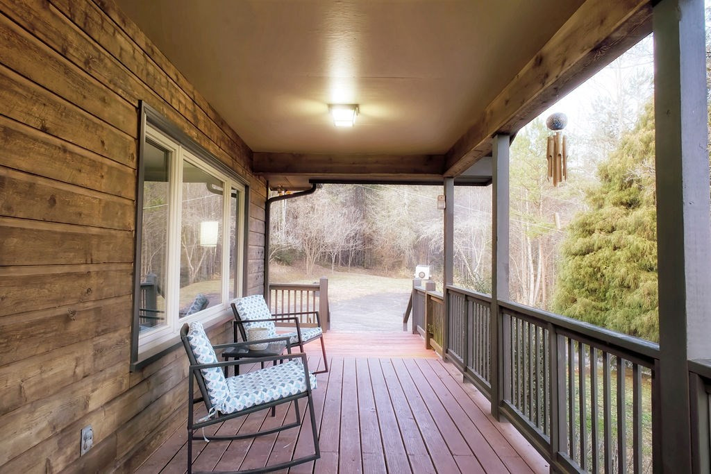 545 Maltby Road Property Photo 4