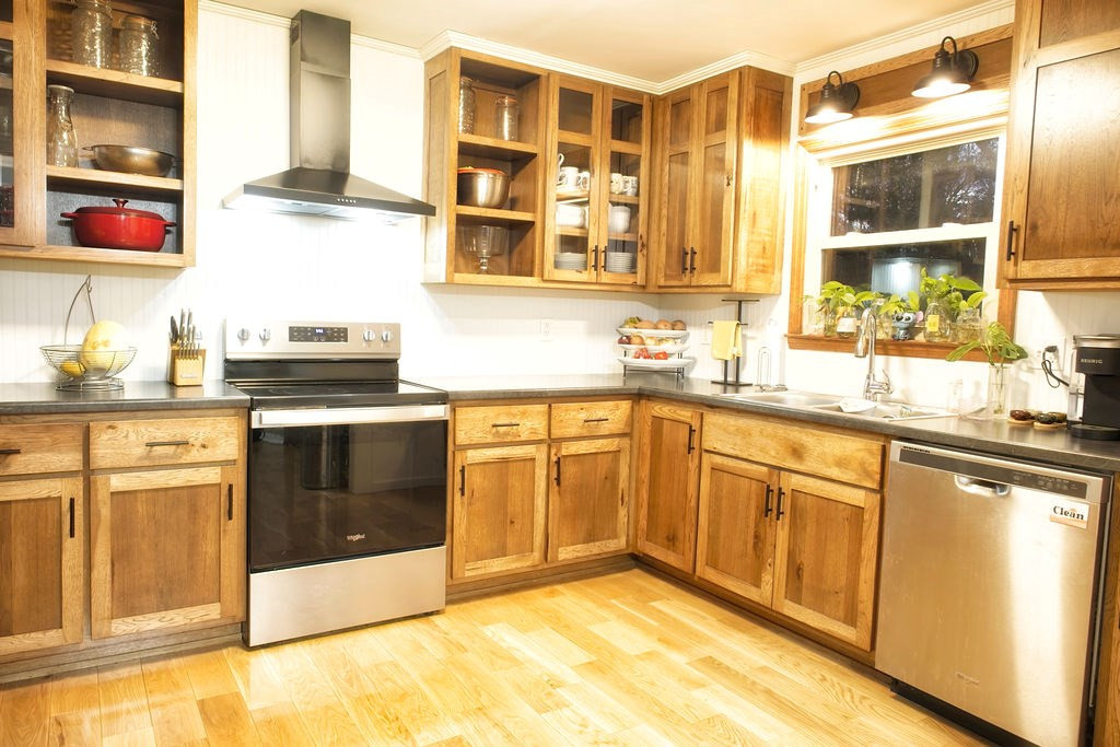545 Maltby Road Property Photo 15