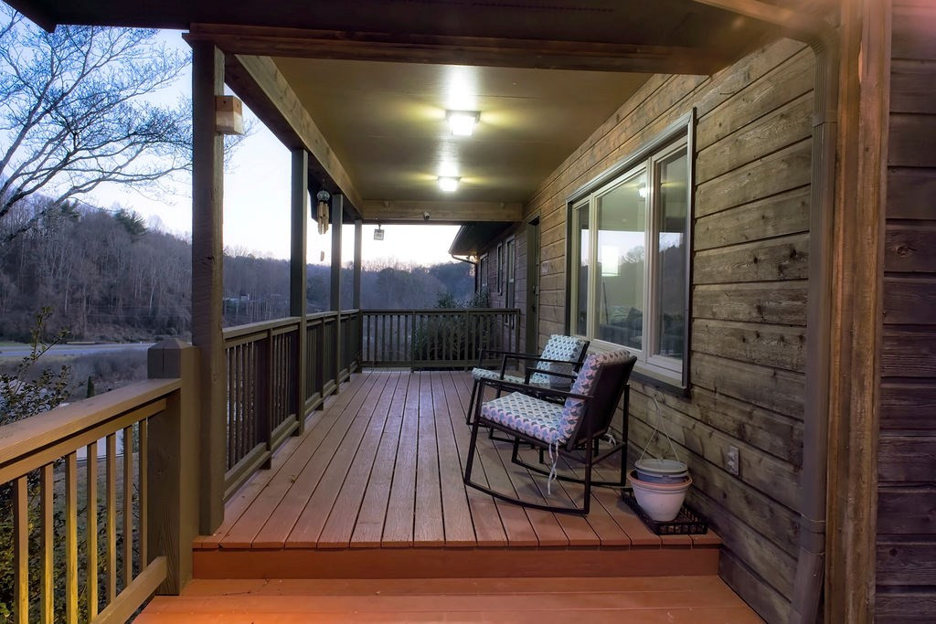 545 Maltby Road Property Photo 28