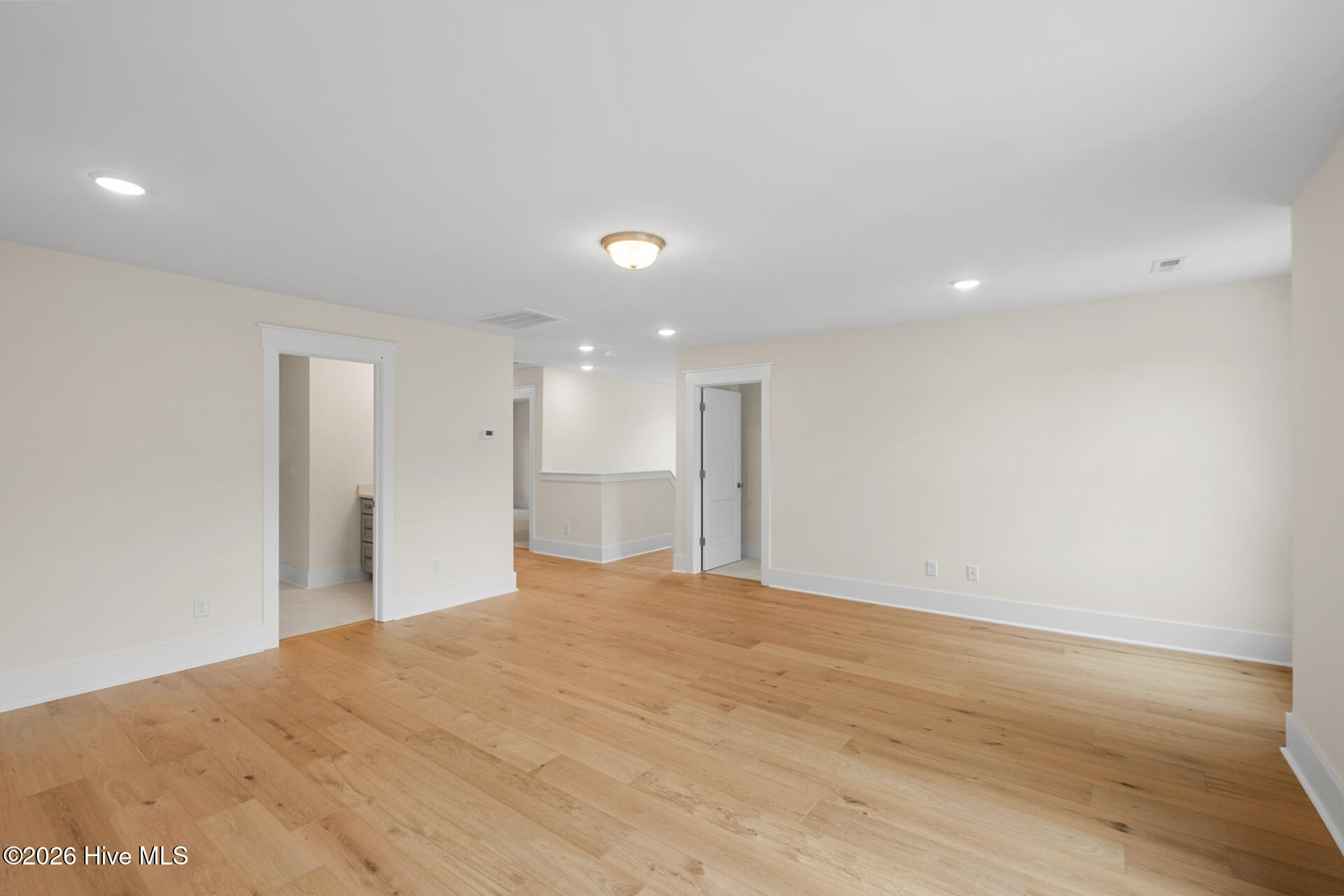 77 Iris Way Property Photo 34