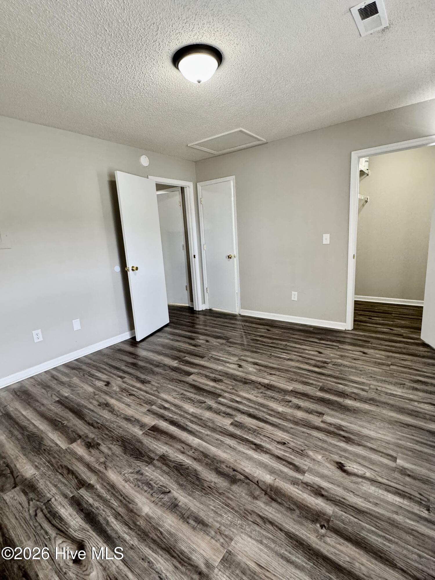 1247 Westpointe Drive 7 Property Photo 11