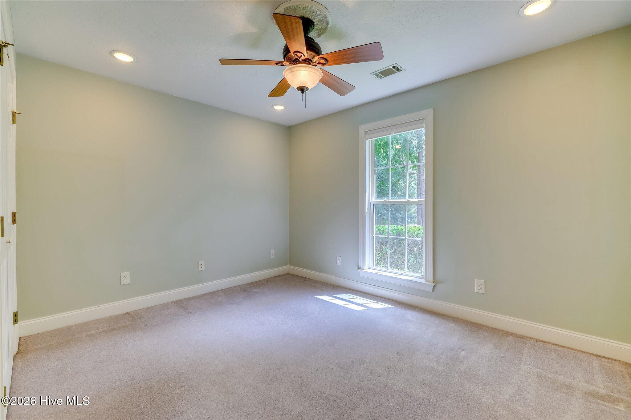 202 Bush Court Property Photo 38