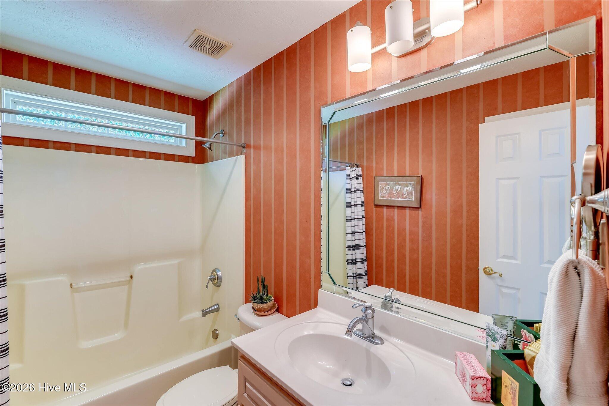 202 Bush Court Property Photo 40