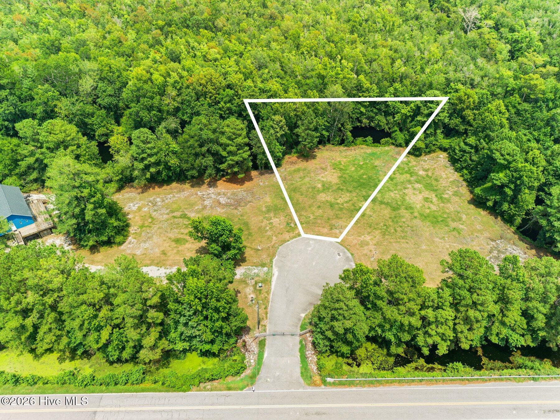 27 Big Creek Circle Property Photo 2