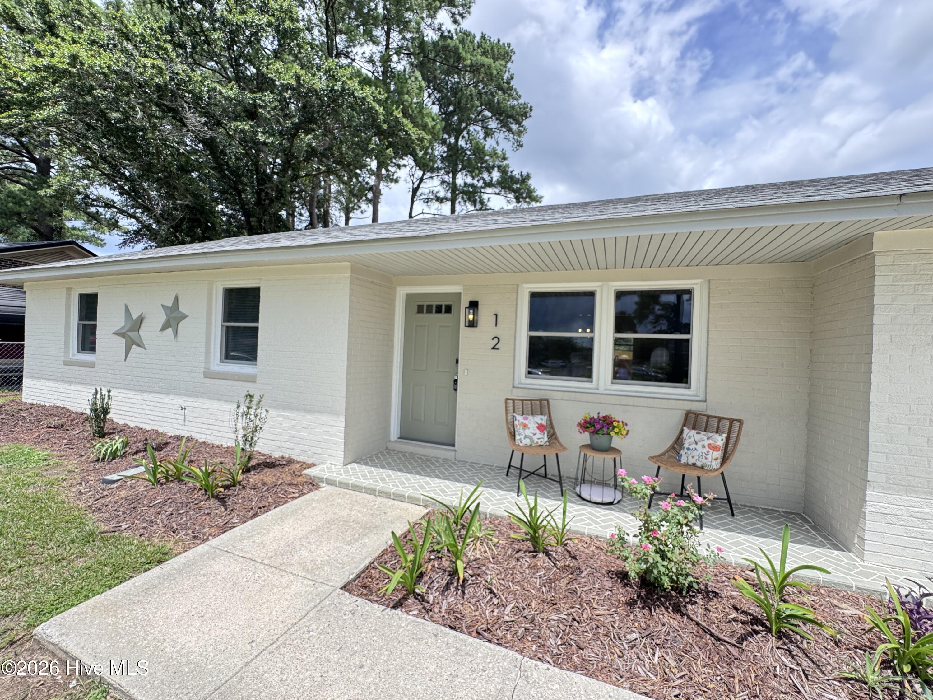 12 Diamond Drive Property Photo 1