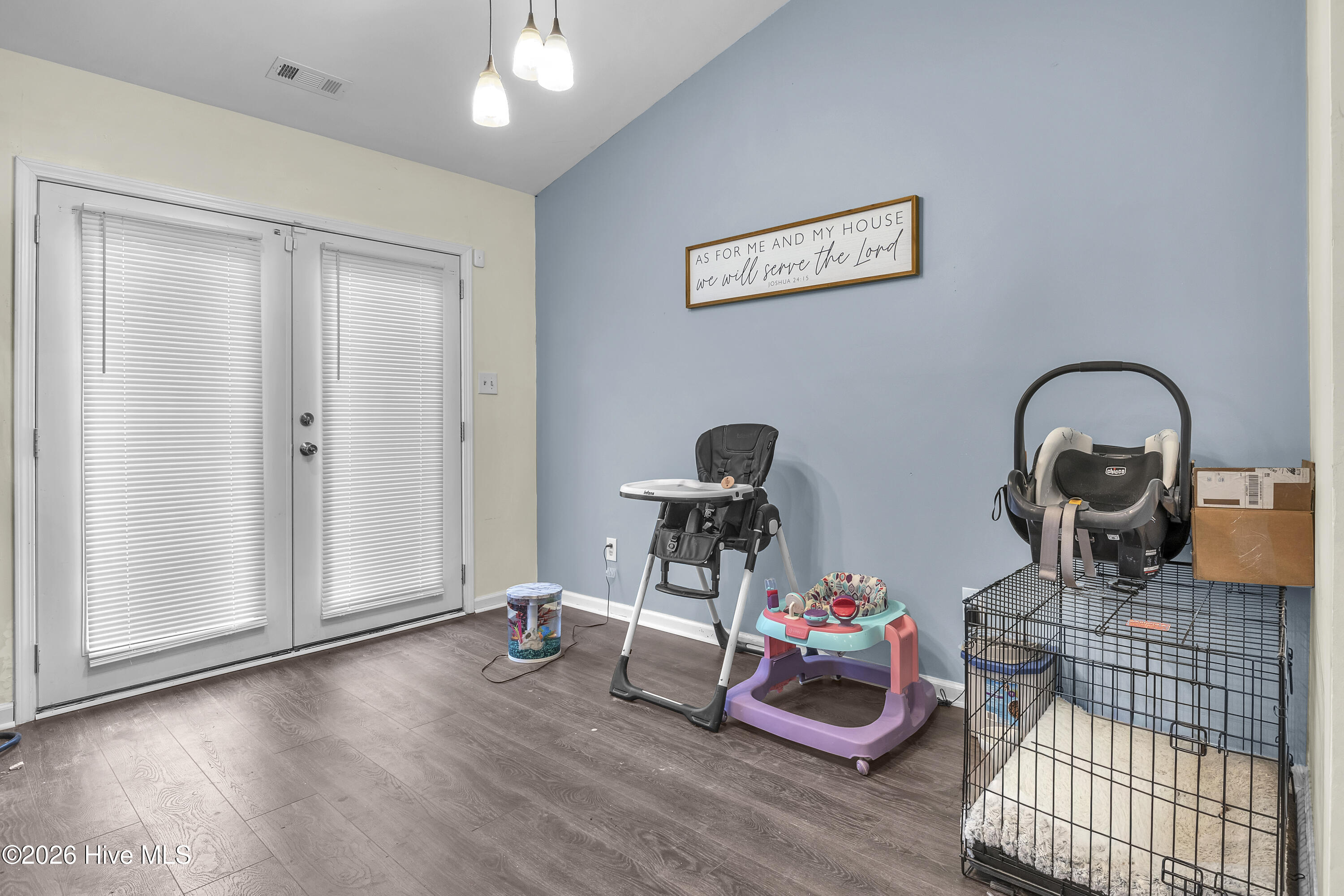209 Rawls Court Property Photo 10