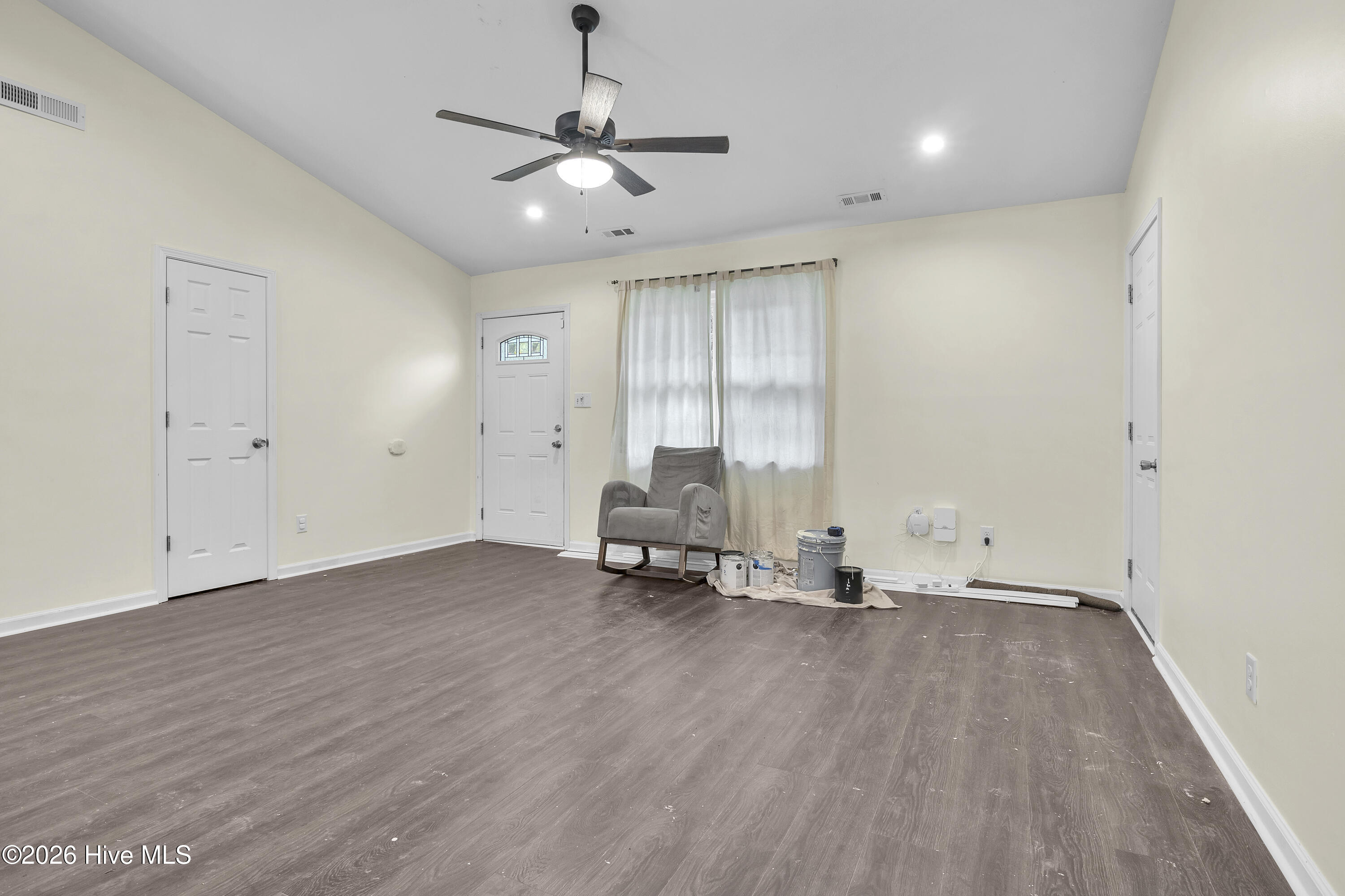 209 Rawls Court Property Photo 12