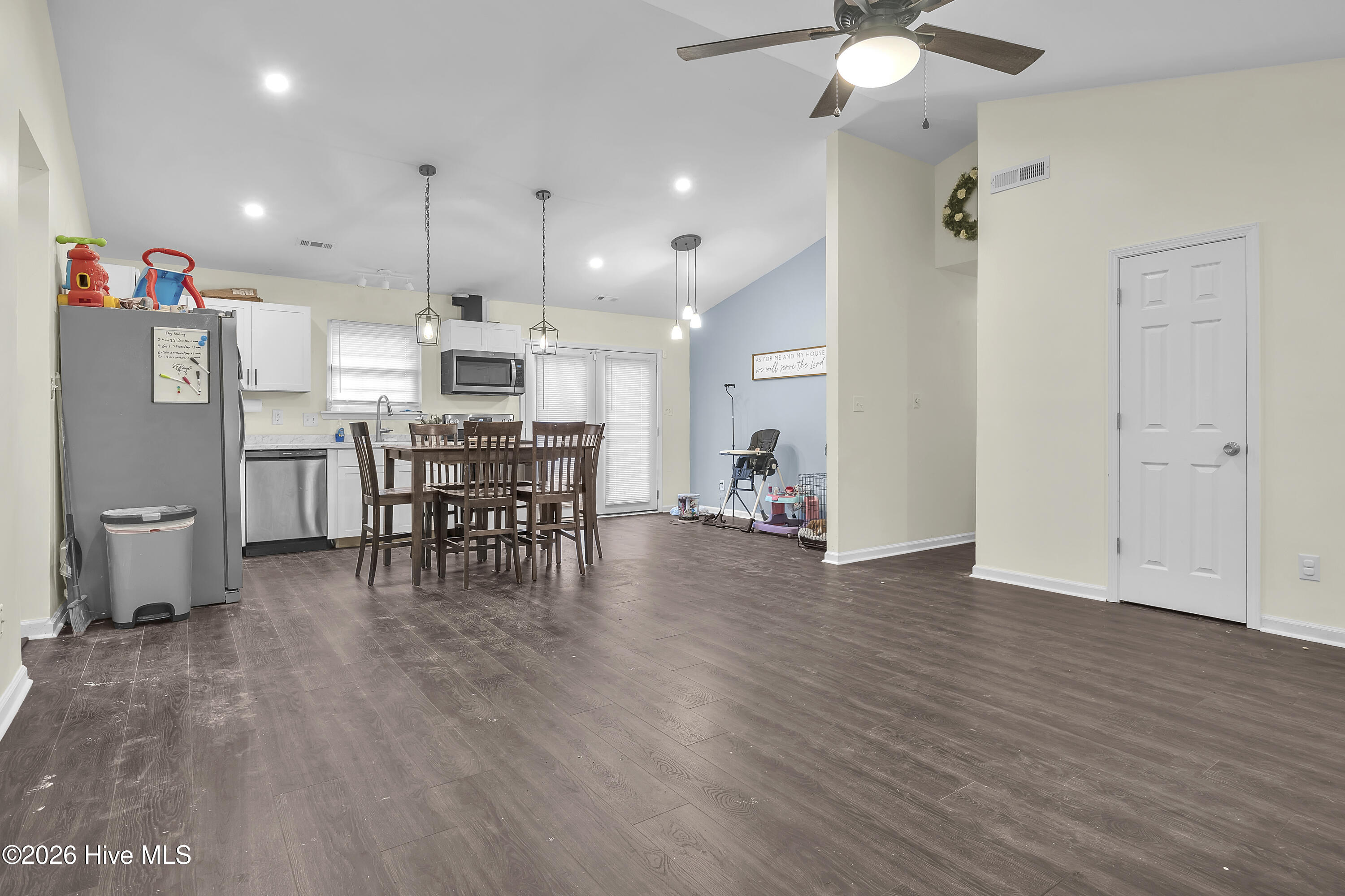 209 Rawls Court Property Photo 14