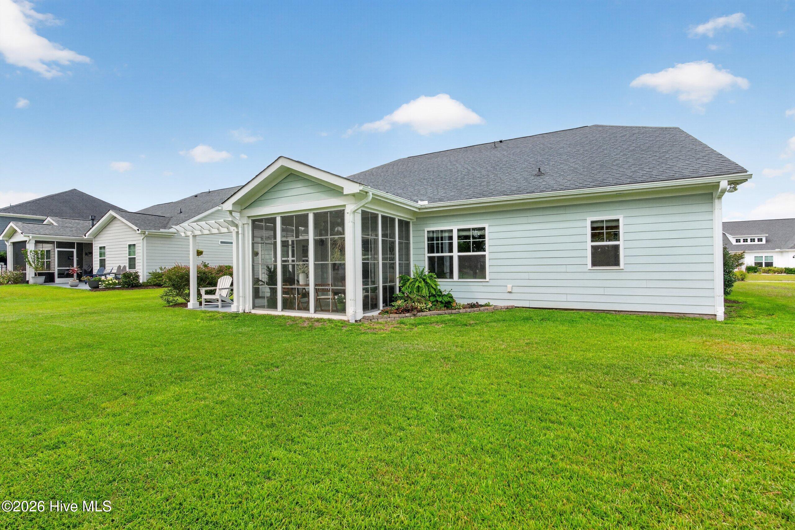 421 Island End Court Property Photo 42