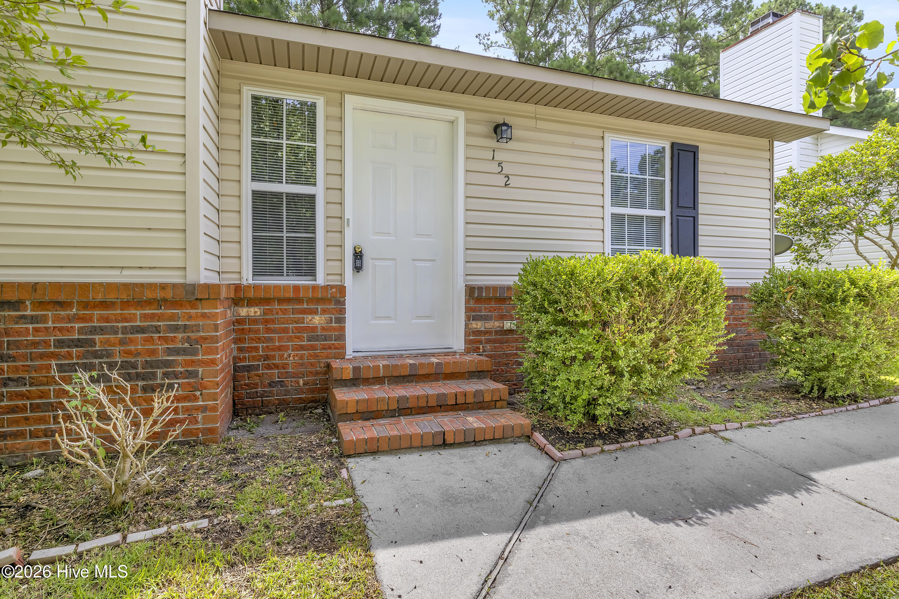 152 Brenda Drive Property Photo 2