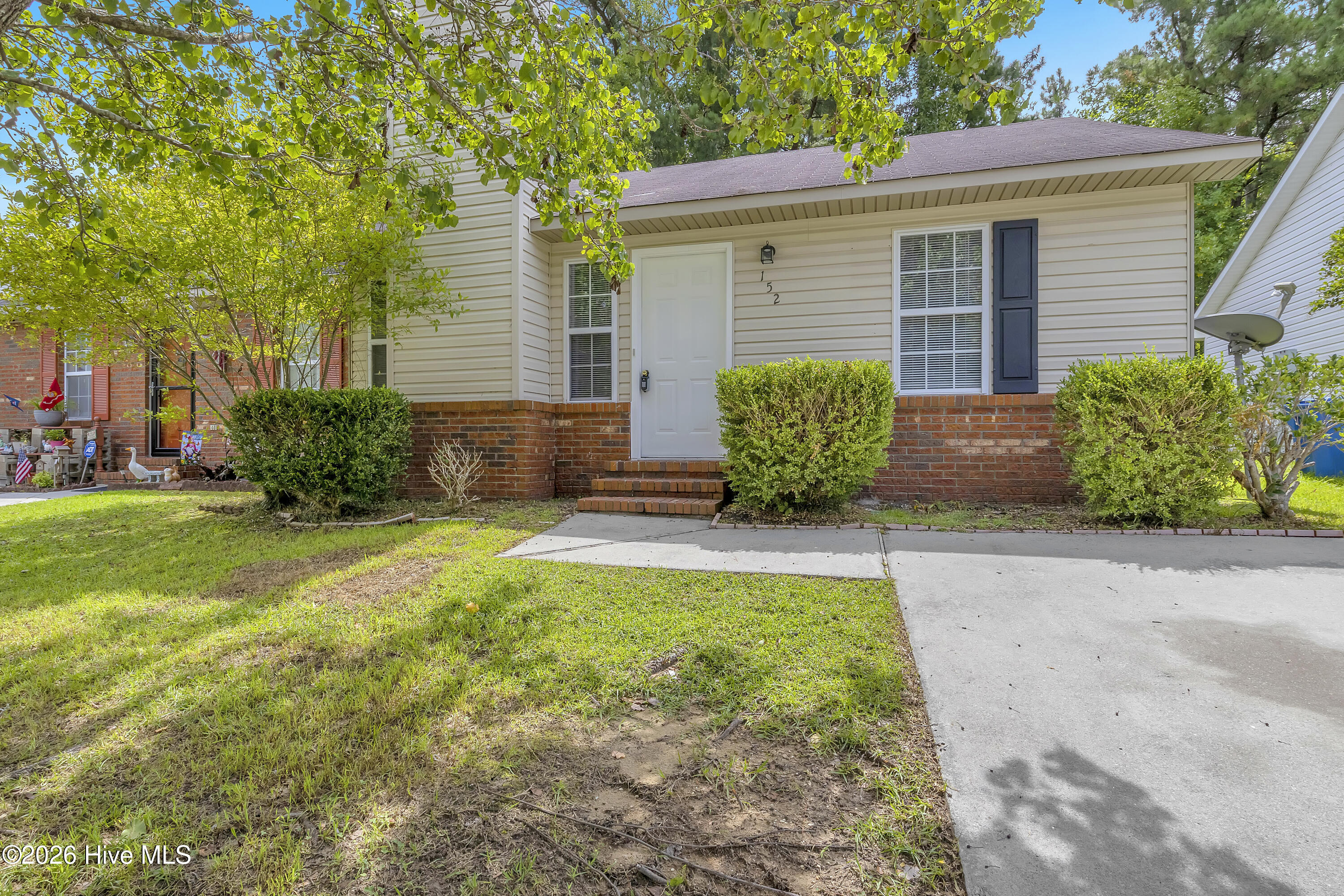 152 Brenda Drive Property Photo 3