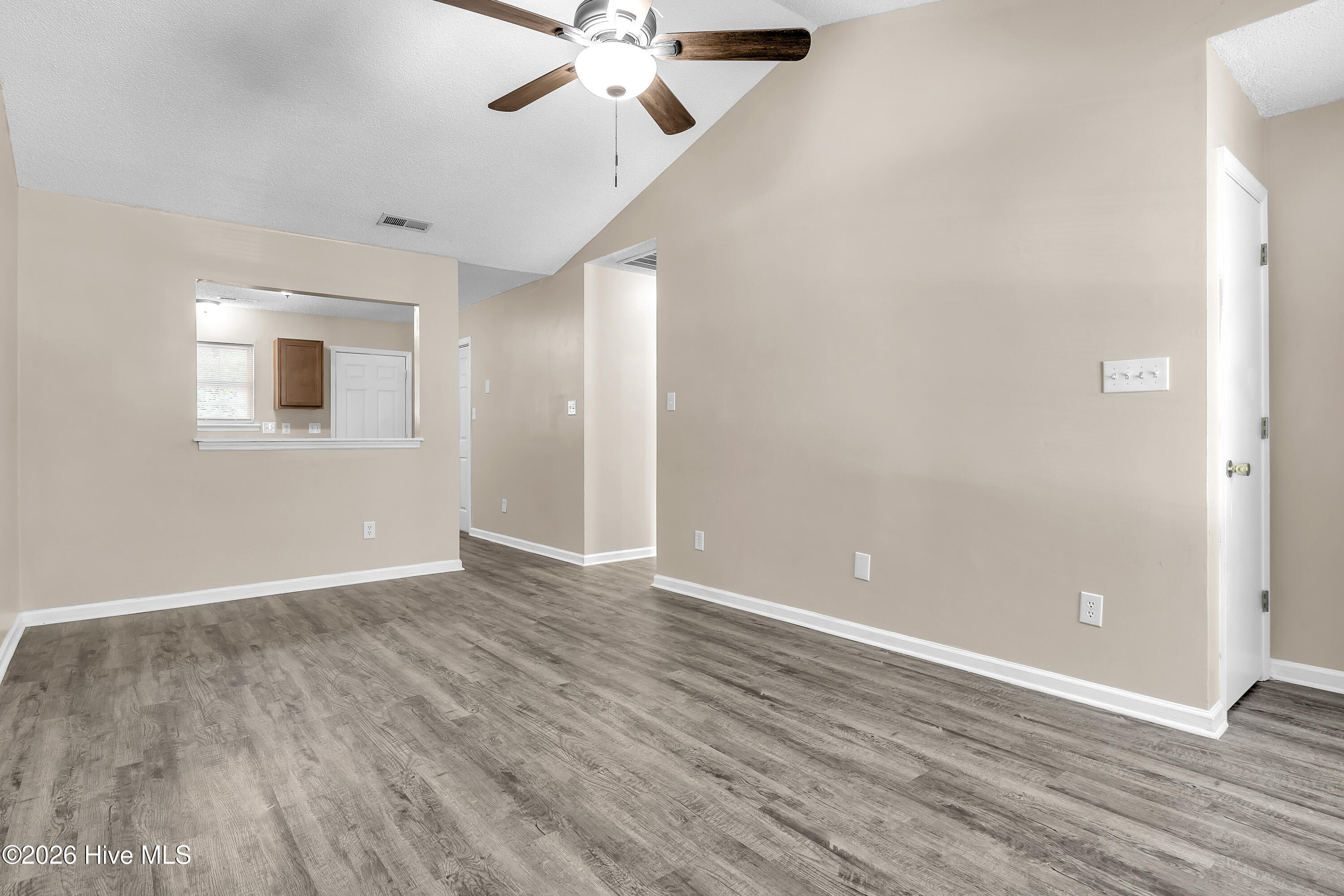 152 Brenda Drive Property Photo 6