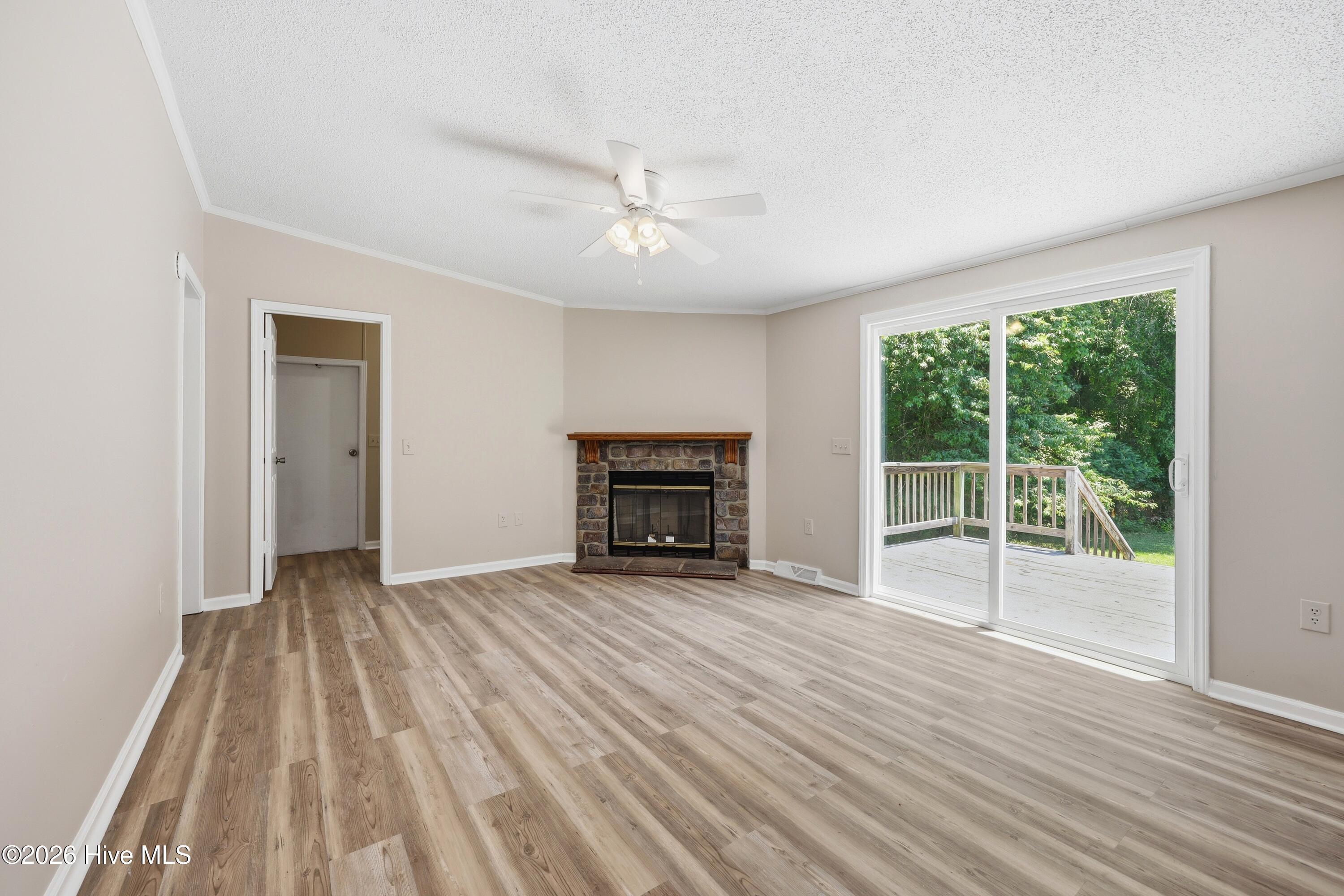 304 Mullins Street Property Photo 23