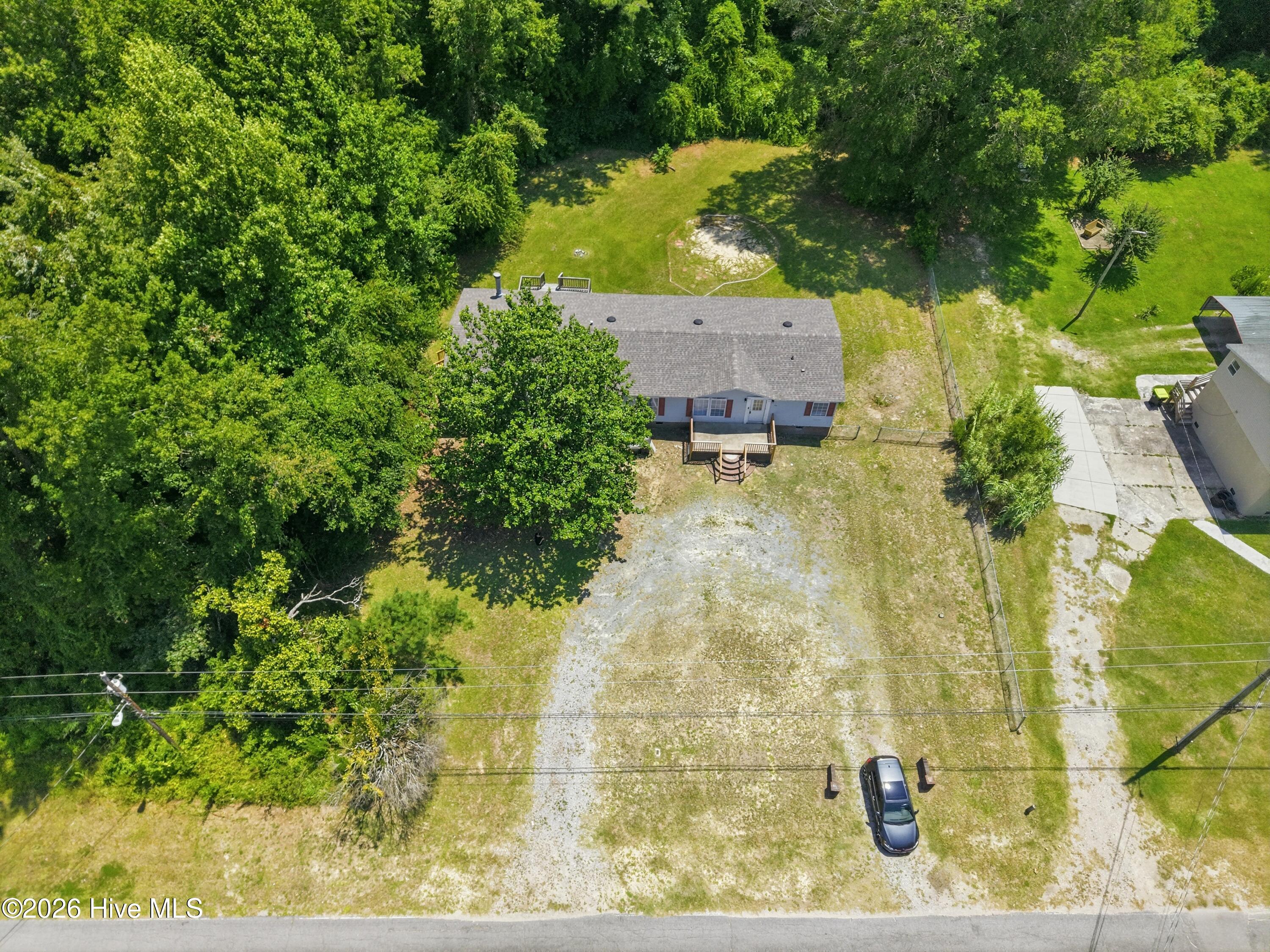 304 Mullins Street Property Photo 43