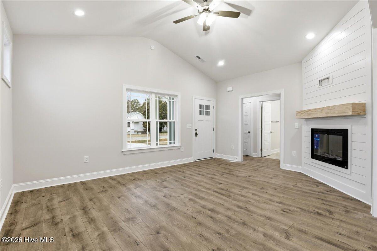 608 S Vance Street Property Photo 5