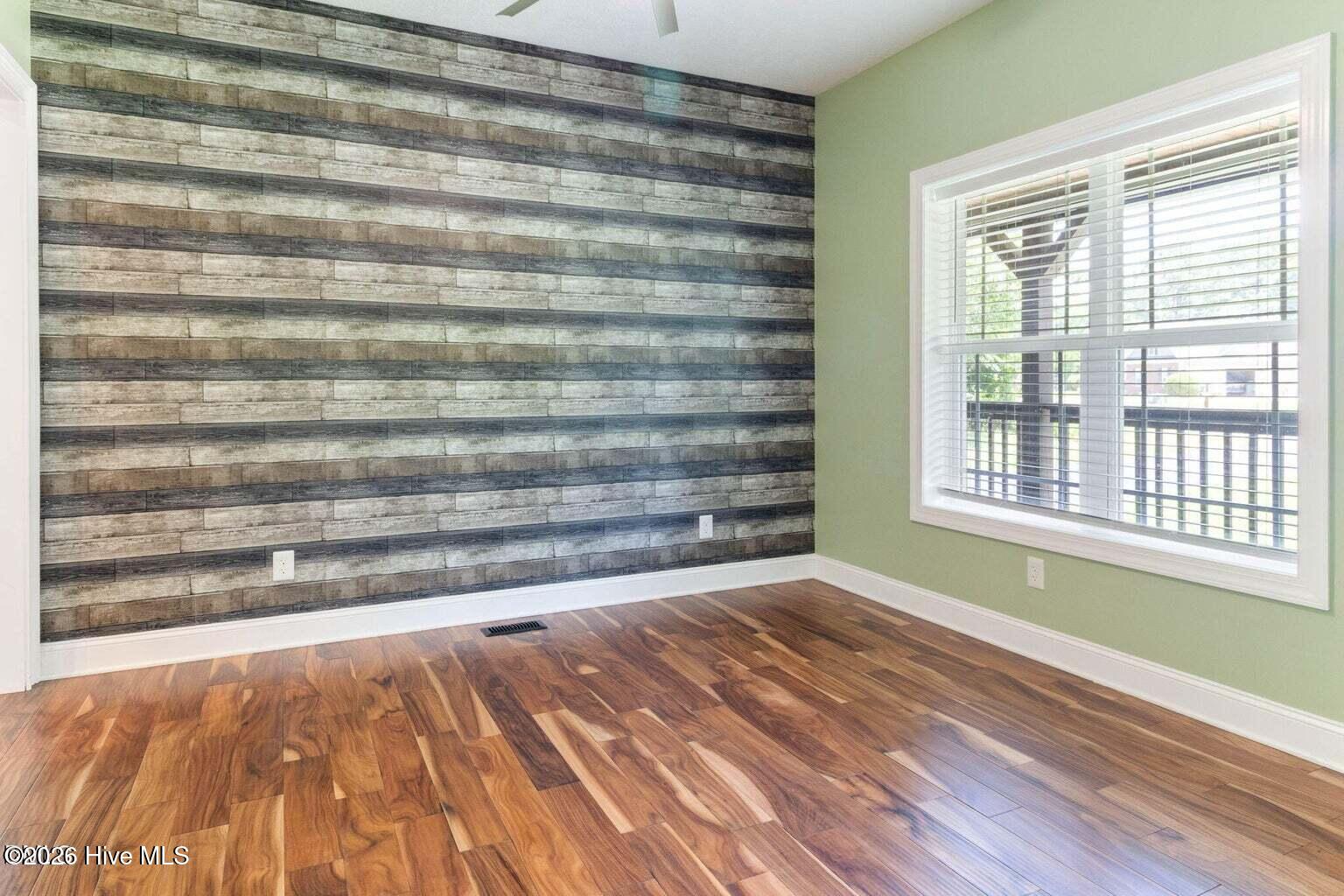 5232 Farmall Drive Property Photo 12