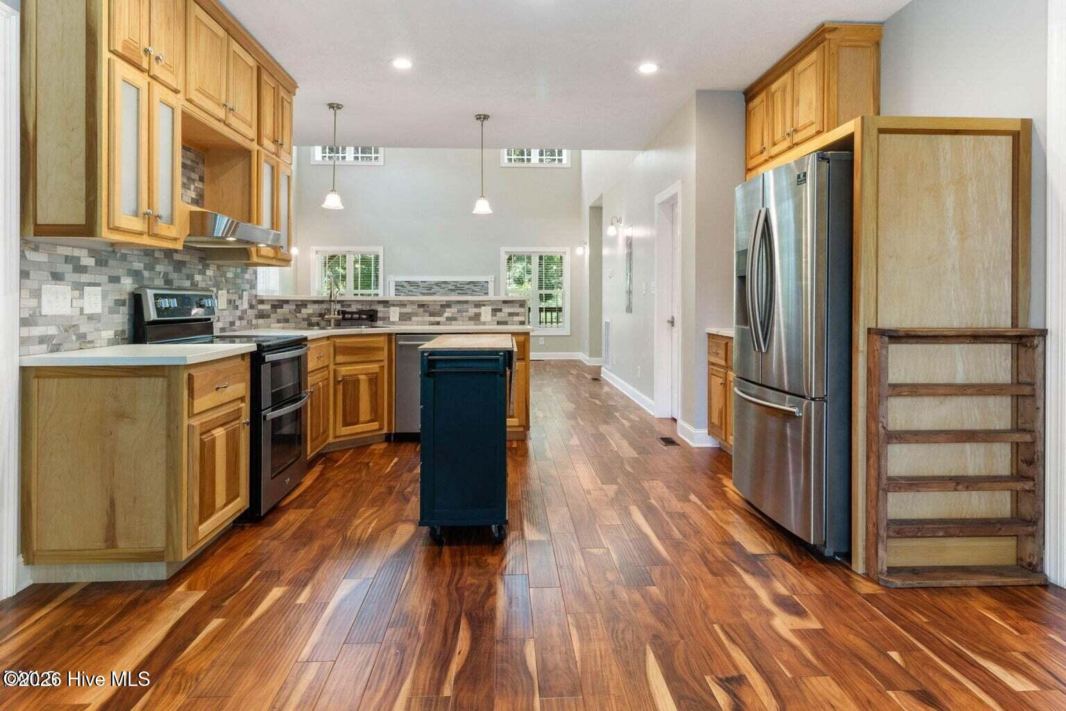 5232 Farmall Drive Property Photo 14