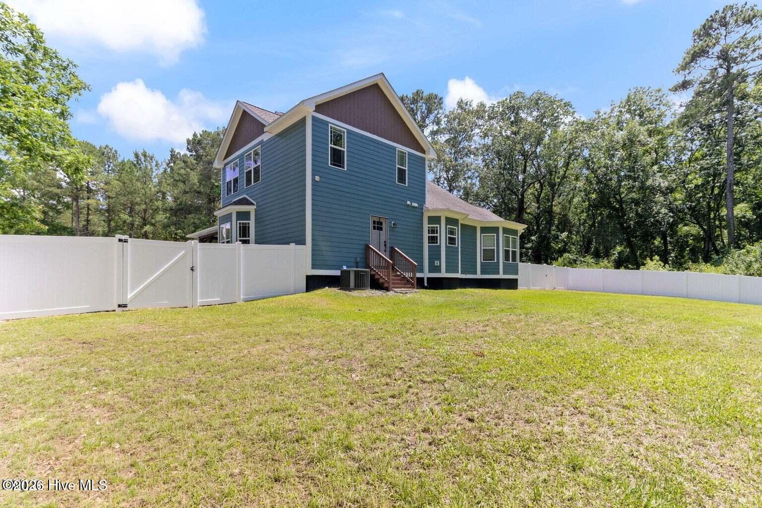 5232 Farmall Drive Property Photo 41