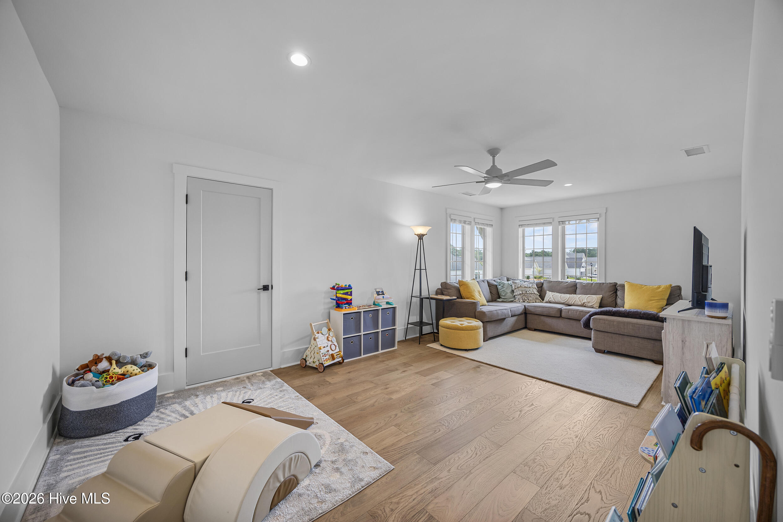 628 Waterstone Drive Property Photo 45