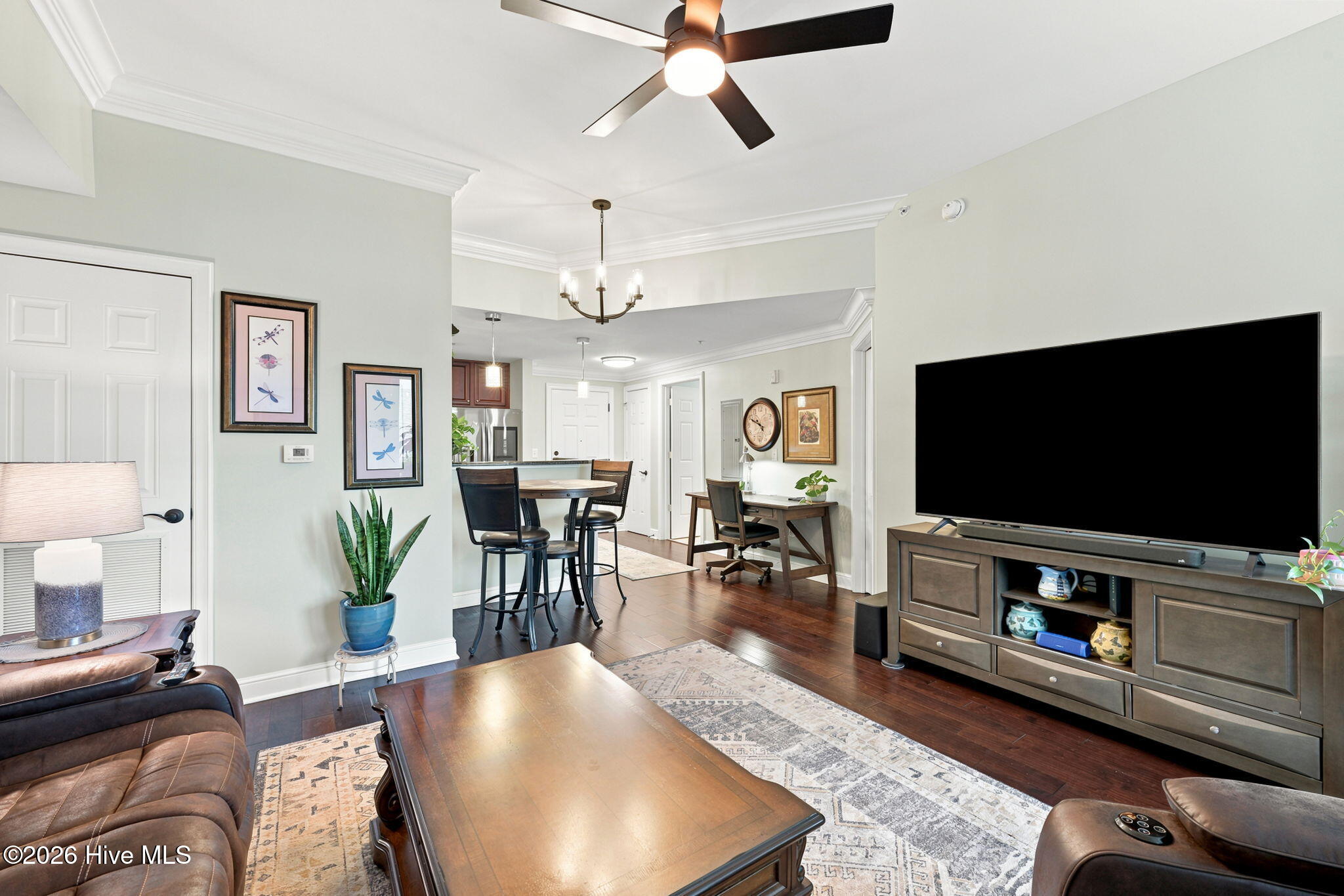 214 Sky Sail Boulevard Property Photo 6