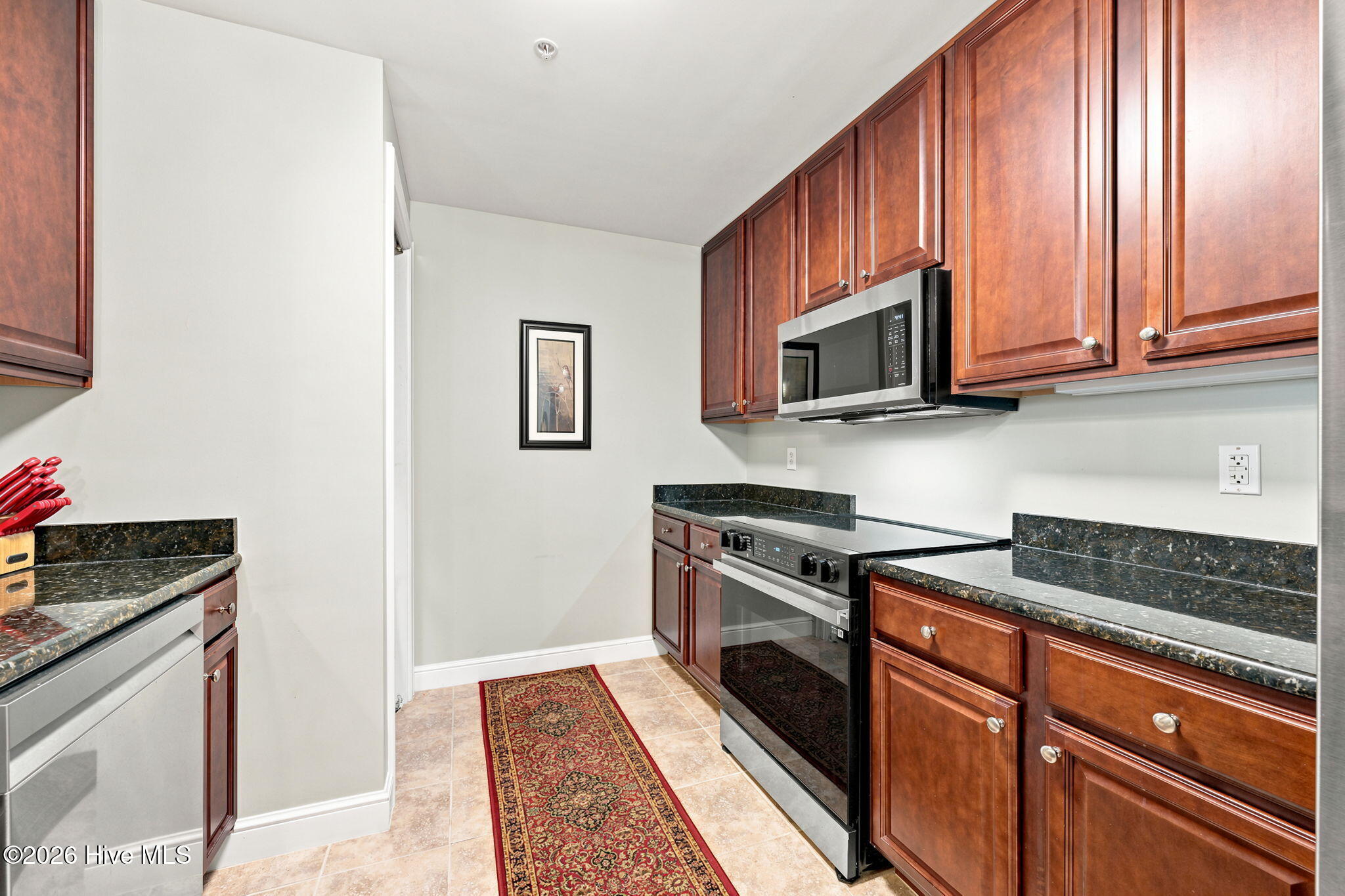 214 Sky Sail Boulevard Property Photo 14