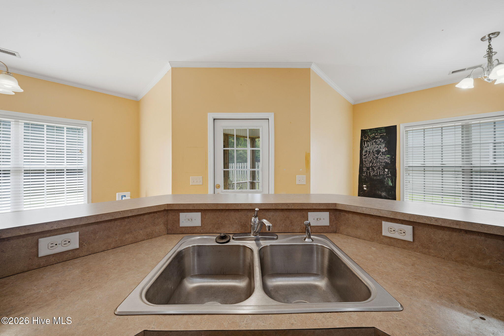 105 Penquin Place Property Photo 17