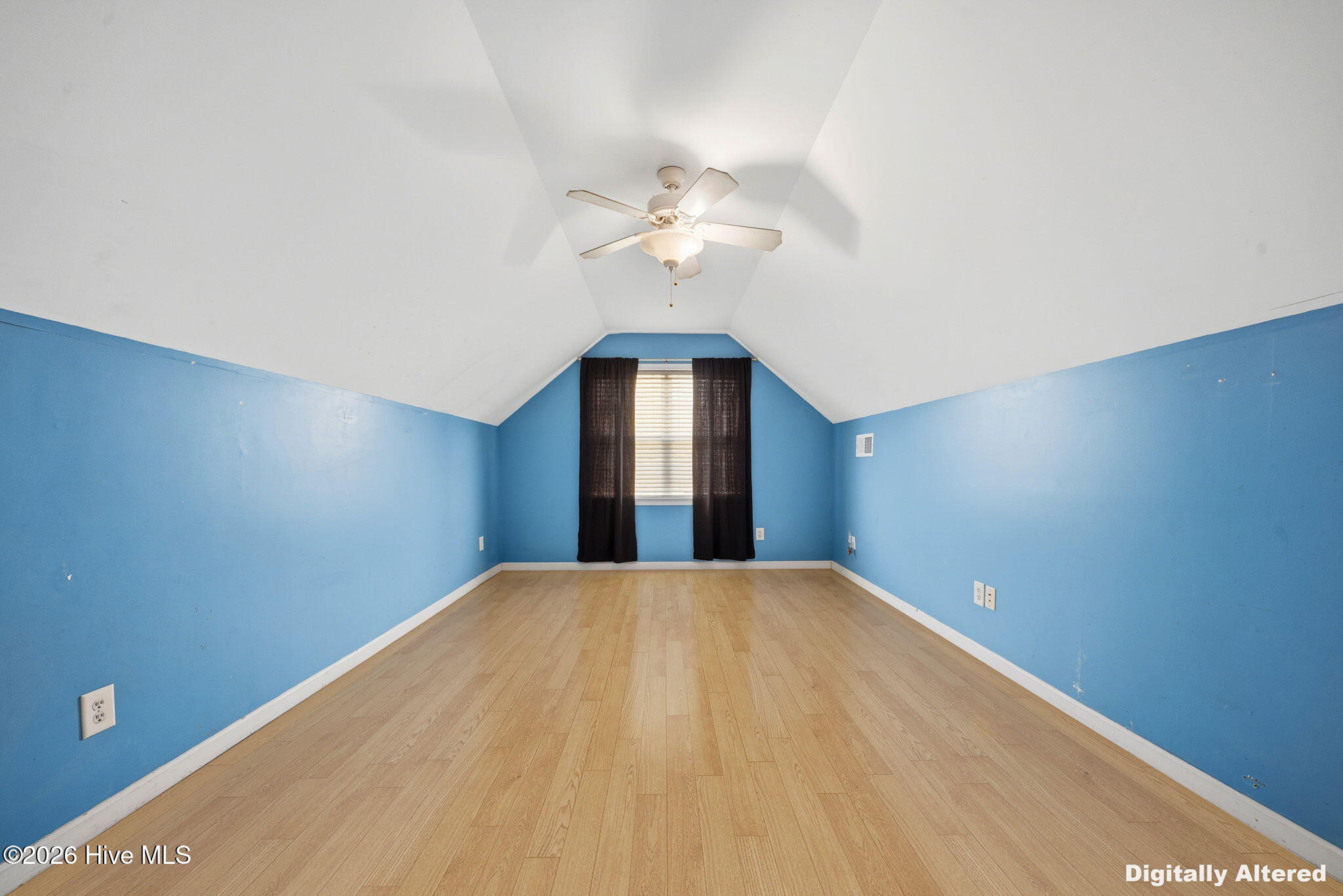 105 Penquin Place Property Photo 44
