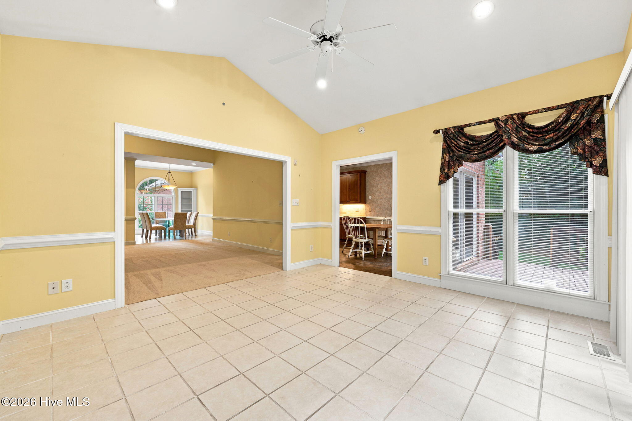 116 Saint Andrews Circle Property Photo 18