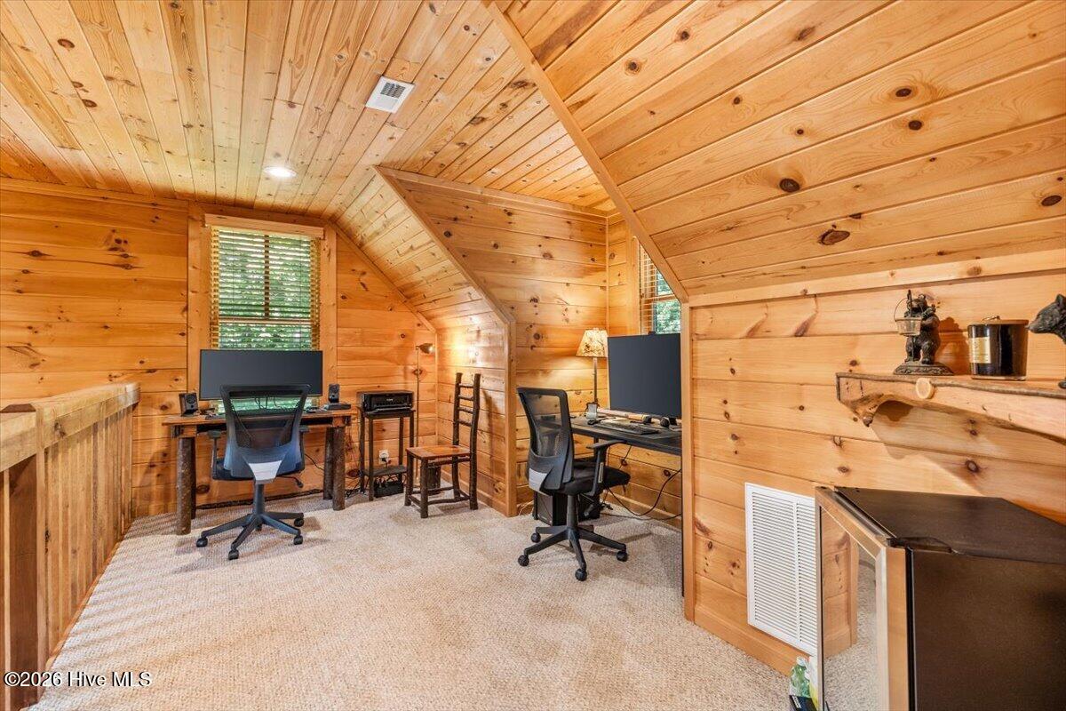 808 Granite Drive Property Photo 17