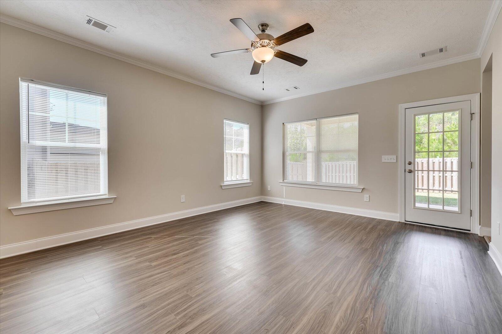 420 Arrowwood Drive Property Photo 8