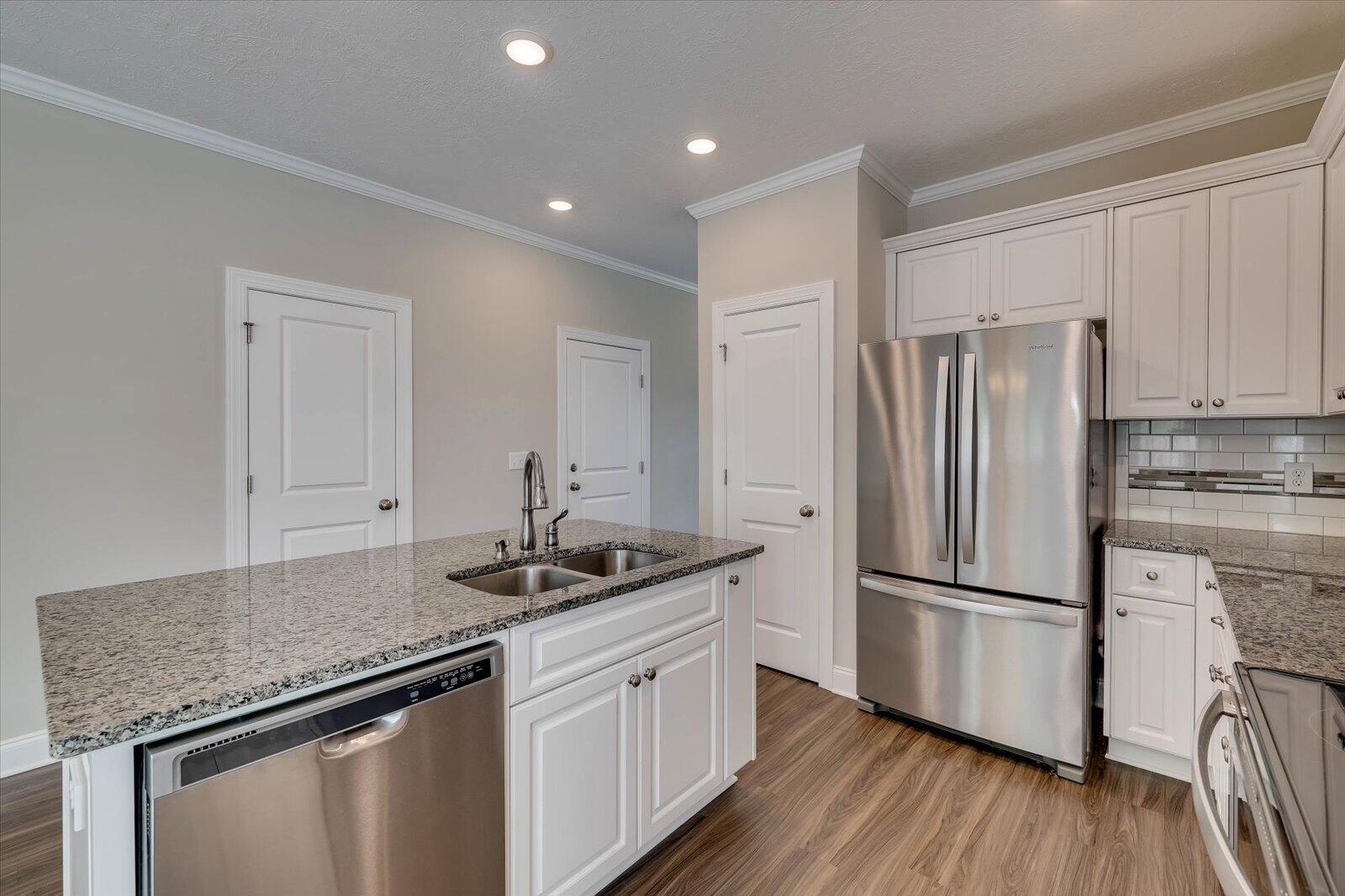 420 Arrowwood Drive Property Photo 16