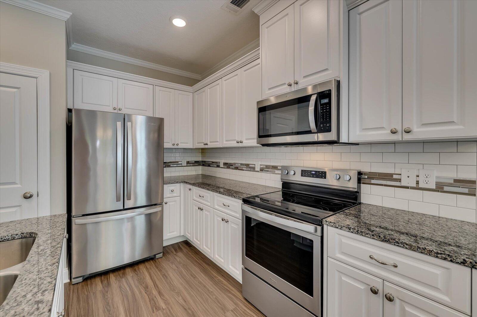 420 Arrowwood Drive Property Photo 17