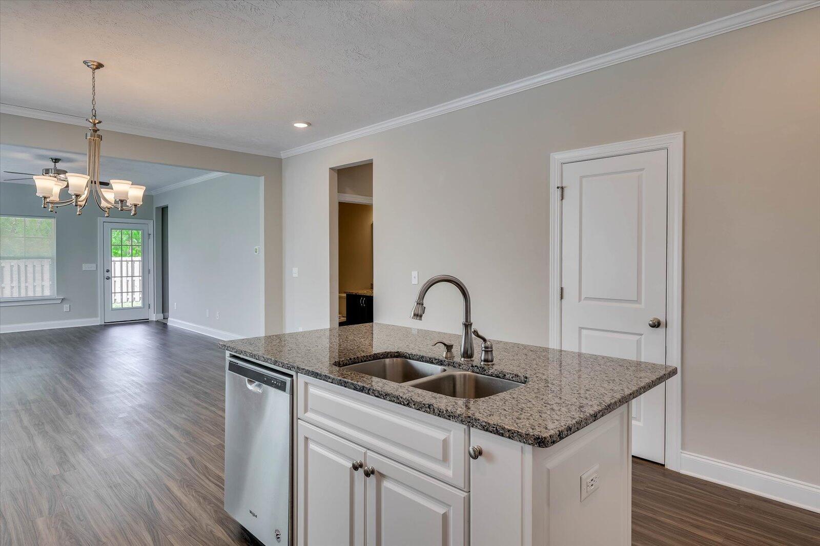420 Arrowwood Drive Property Photo 21