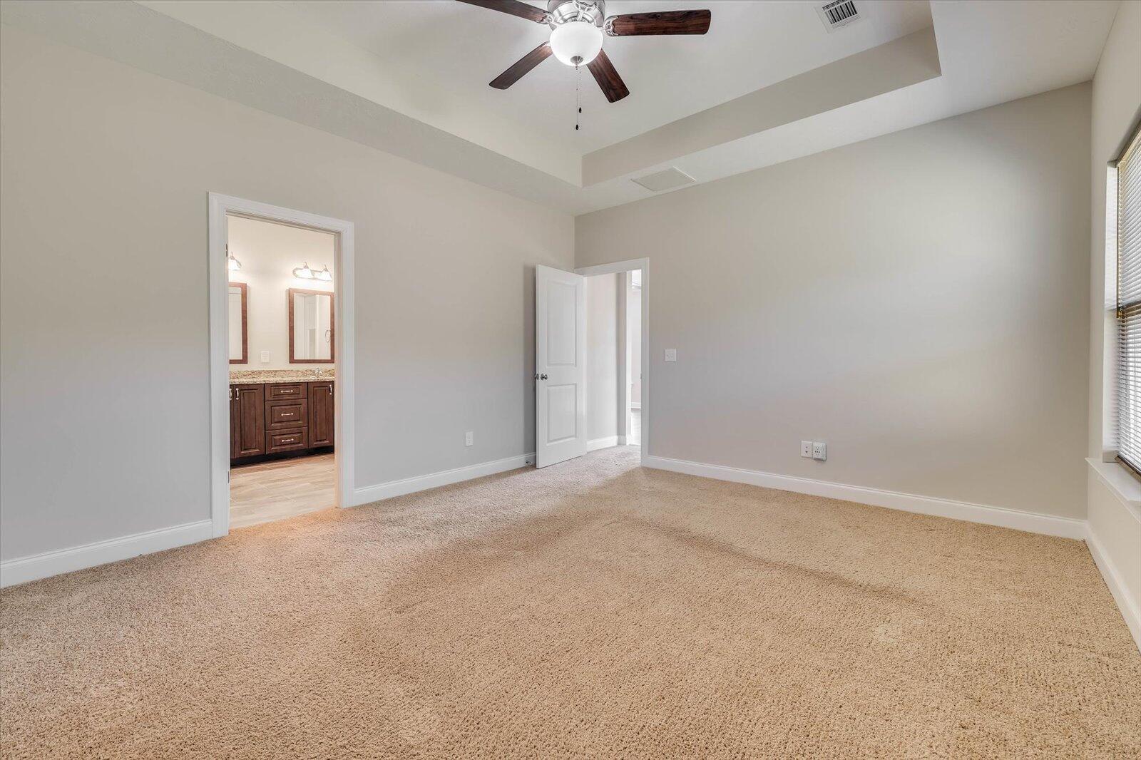420 Arrowwood Drive Property Photo 24