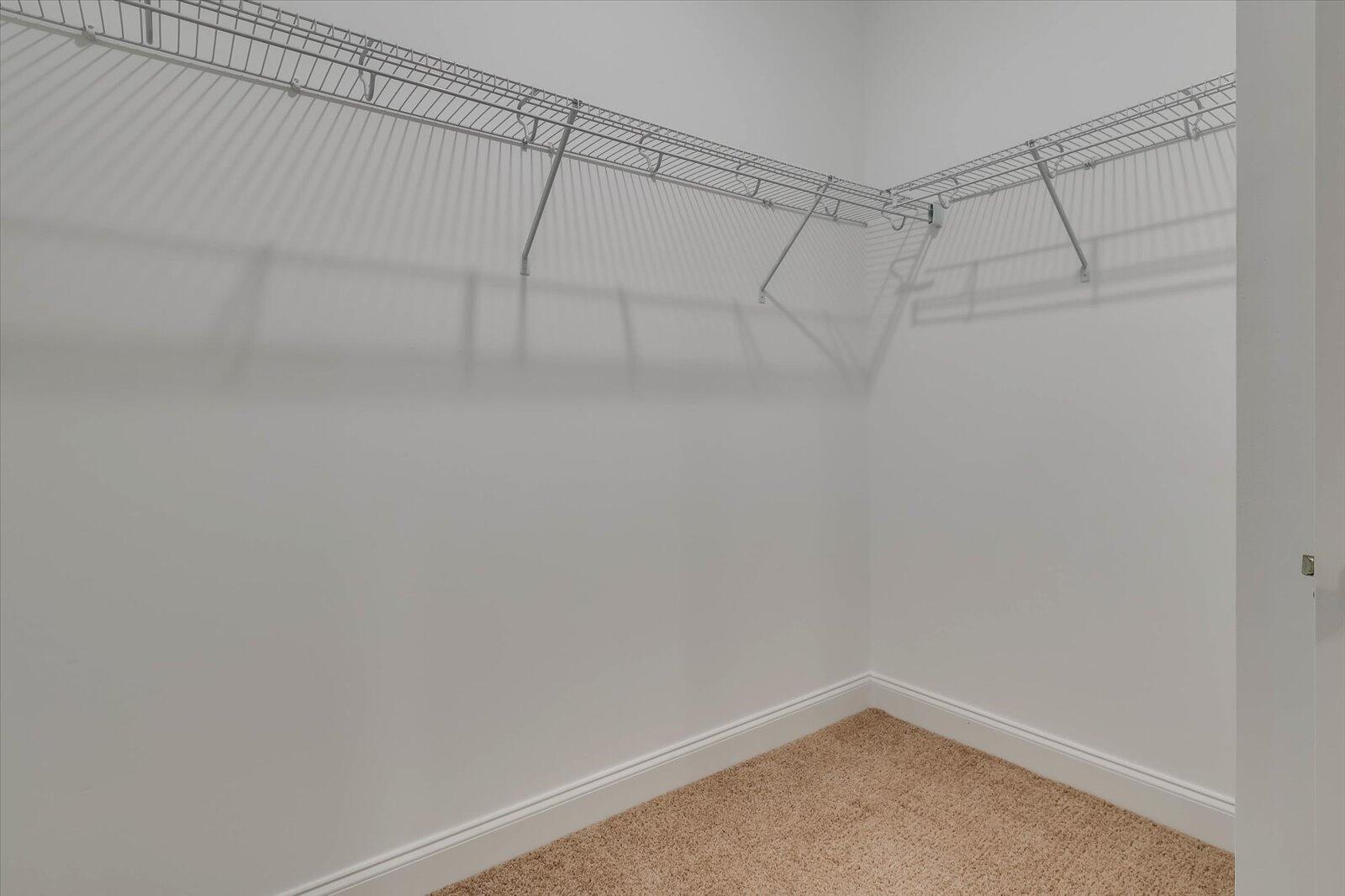420 Arrowwood Drive Property Photo 28