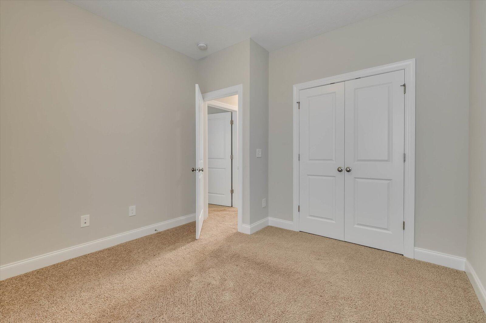 420 Arrowwood Drive Property Photo 37