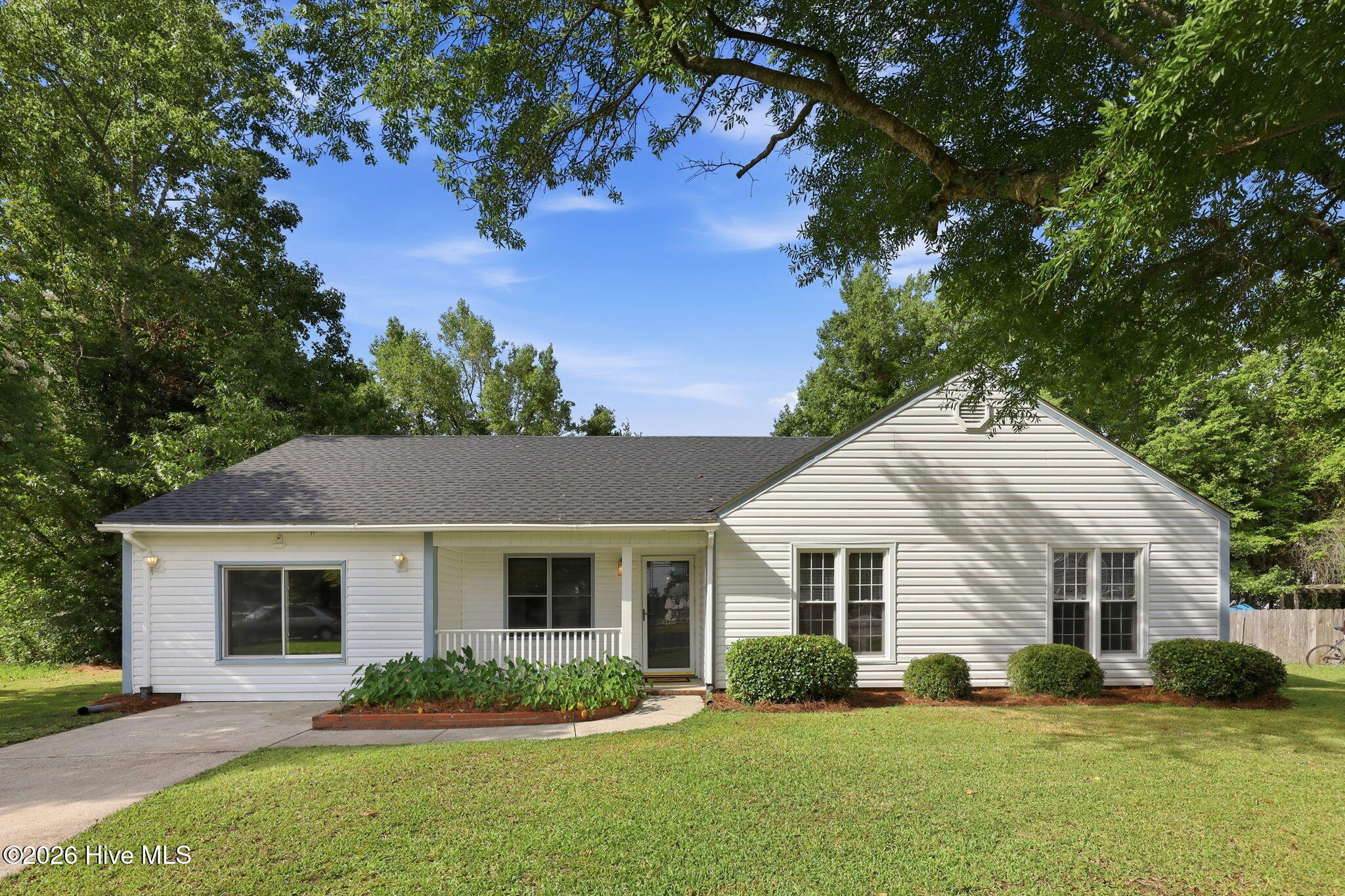 109 Corral Way Property Photo 1