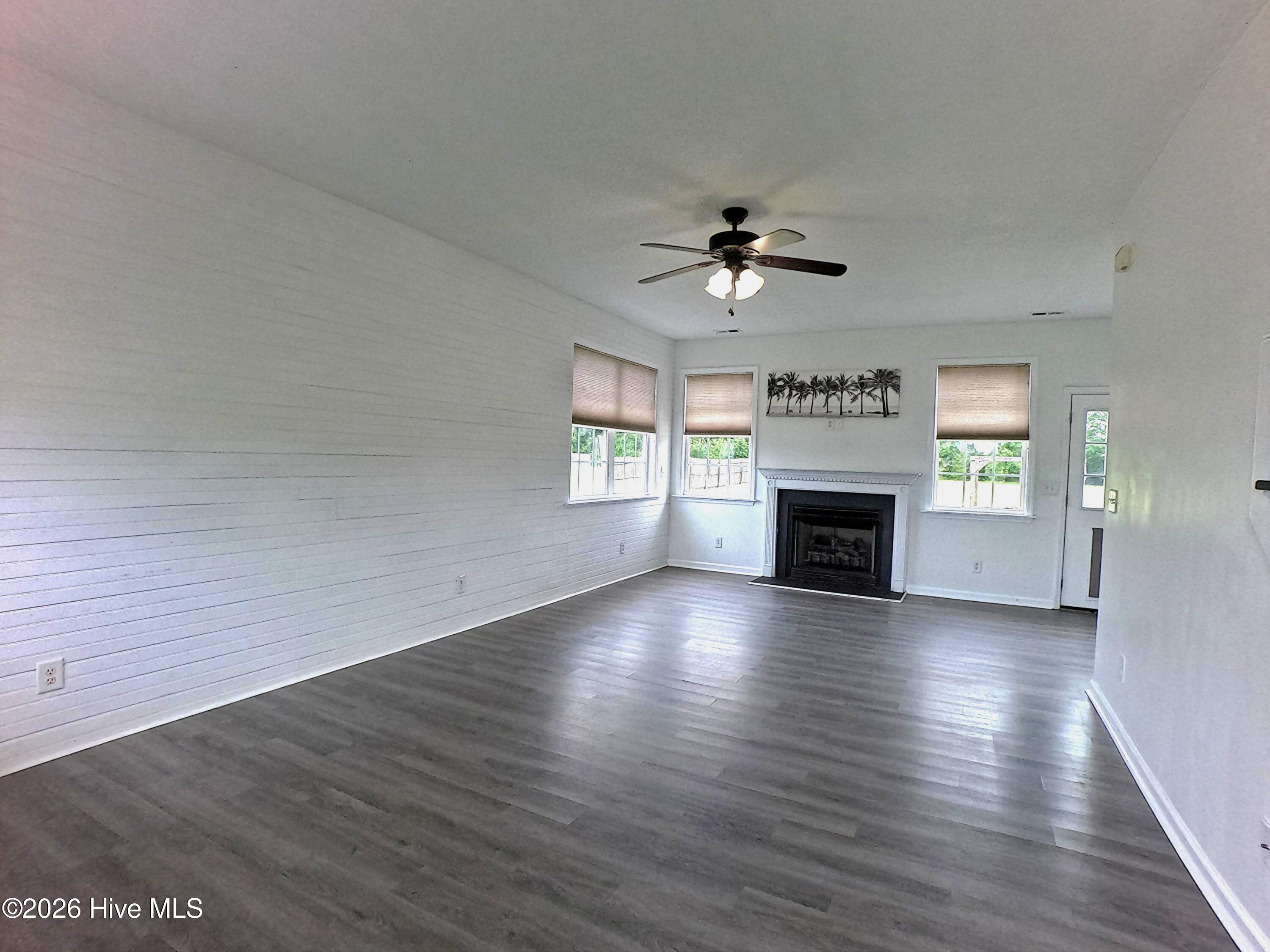 106 Hardin Drive Property Photo 5